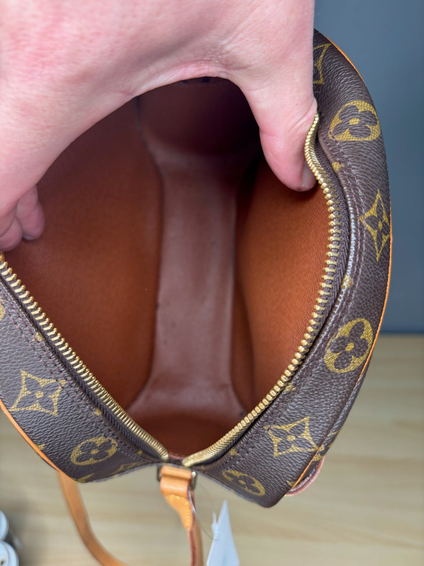 Louis Vuitton Monogram Blois K11