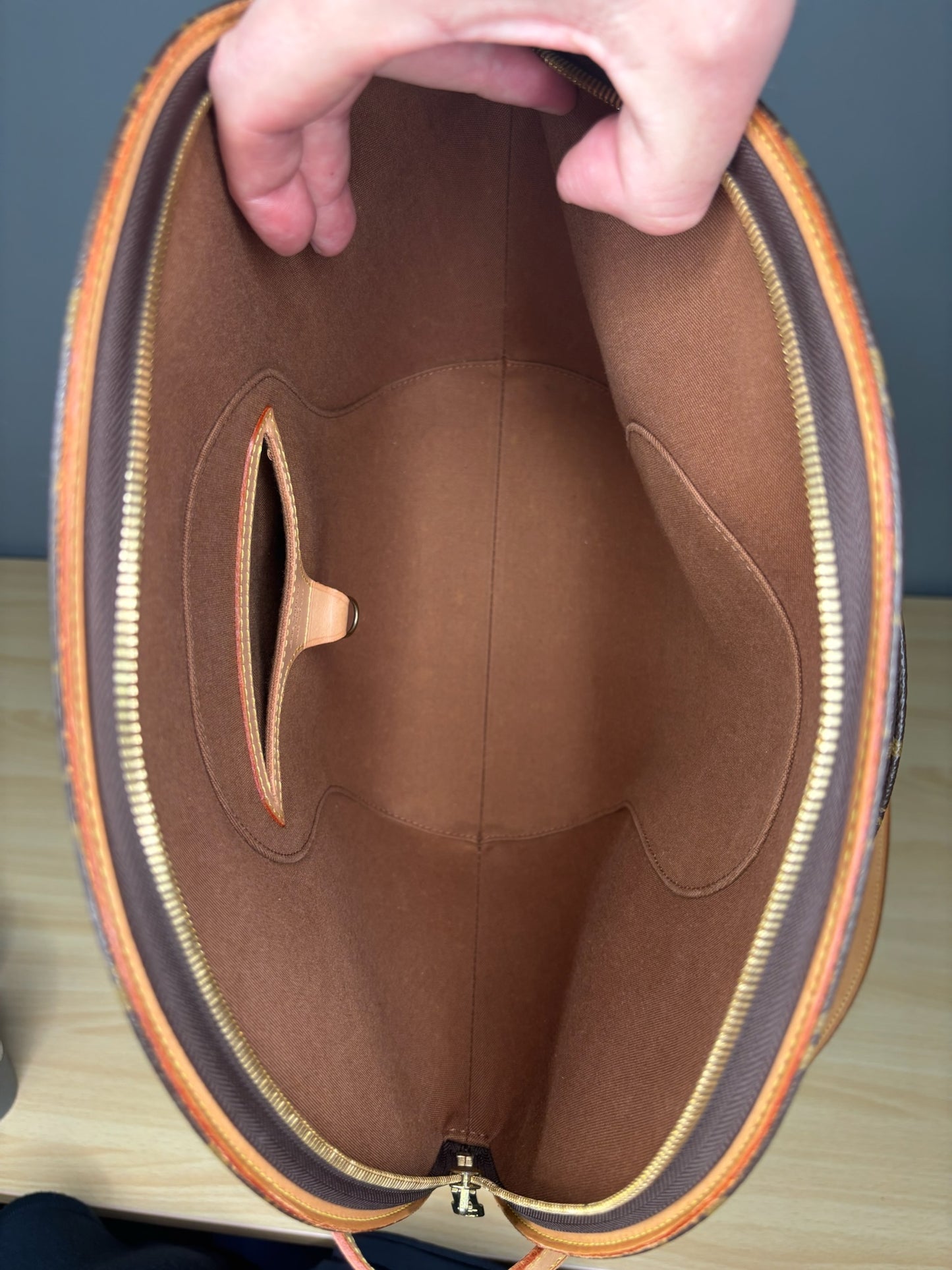 Louis Vuitton Ellipse Shopping Bag K12