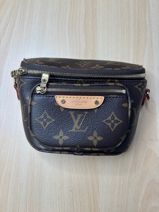 Louis Vuitton Mini Bumbag K18