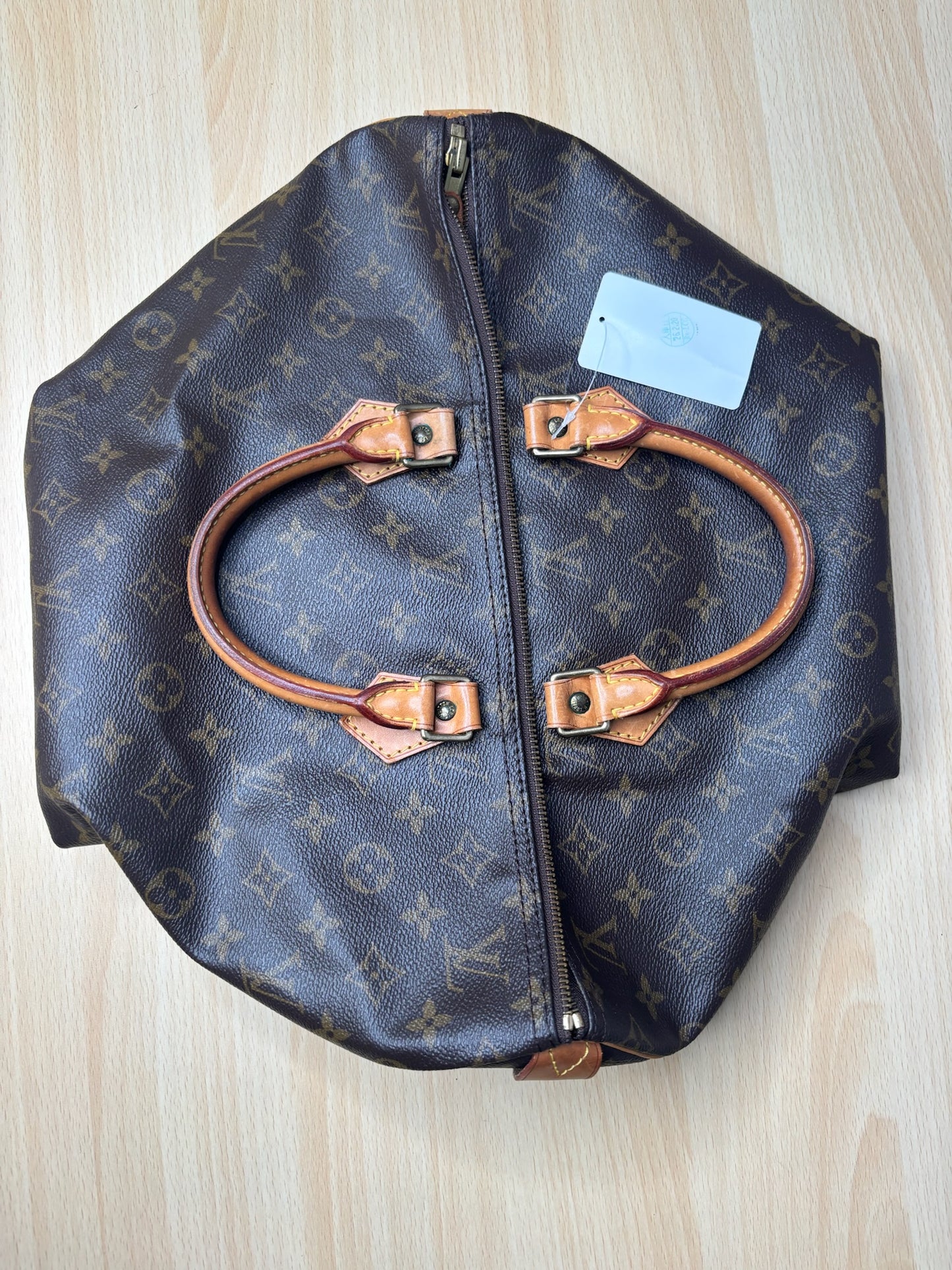 Louis Vuitton Speedy 40 K20