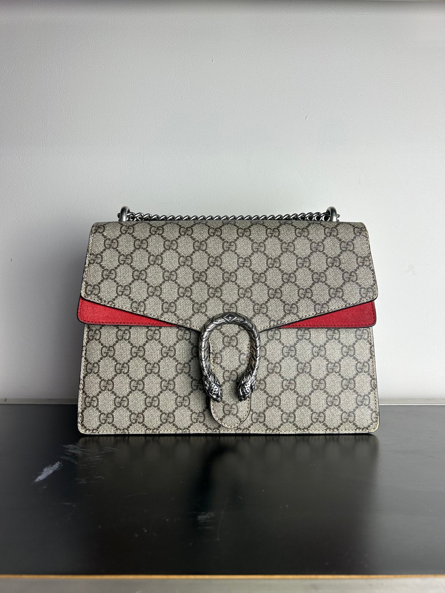 Gucci Dionysus GG Supreme Shoulder Bag