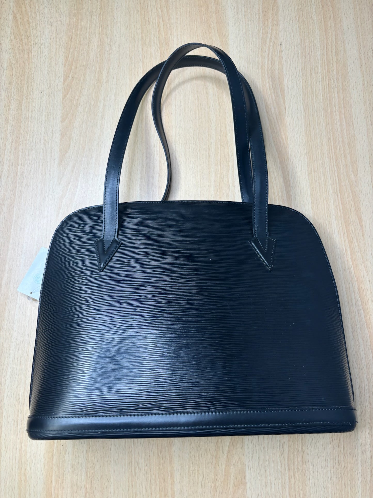 Louis Vuitton Lussac Black Epi Leather Handbag K33