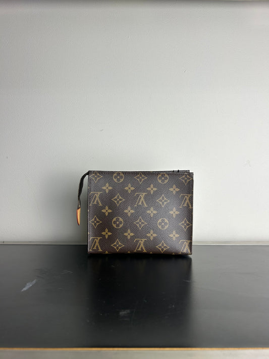 Louis Vuitton Monogram Pochette Voyage MM