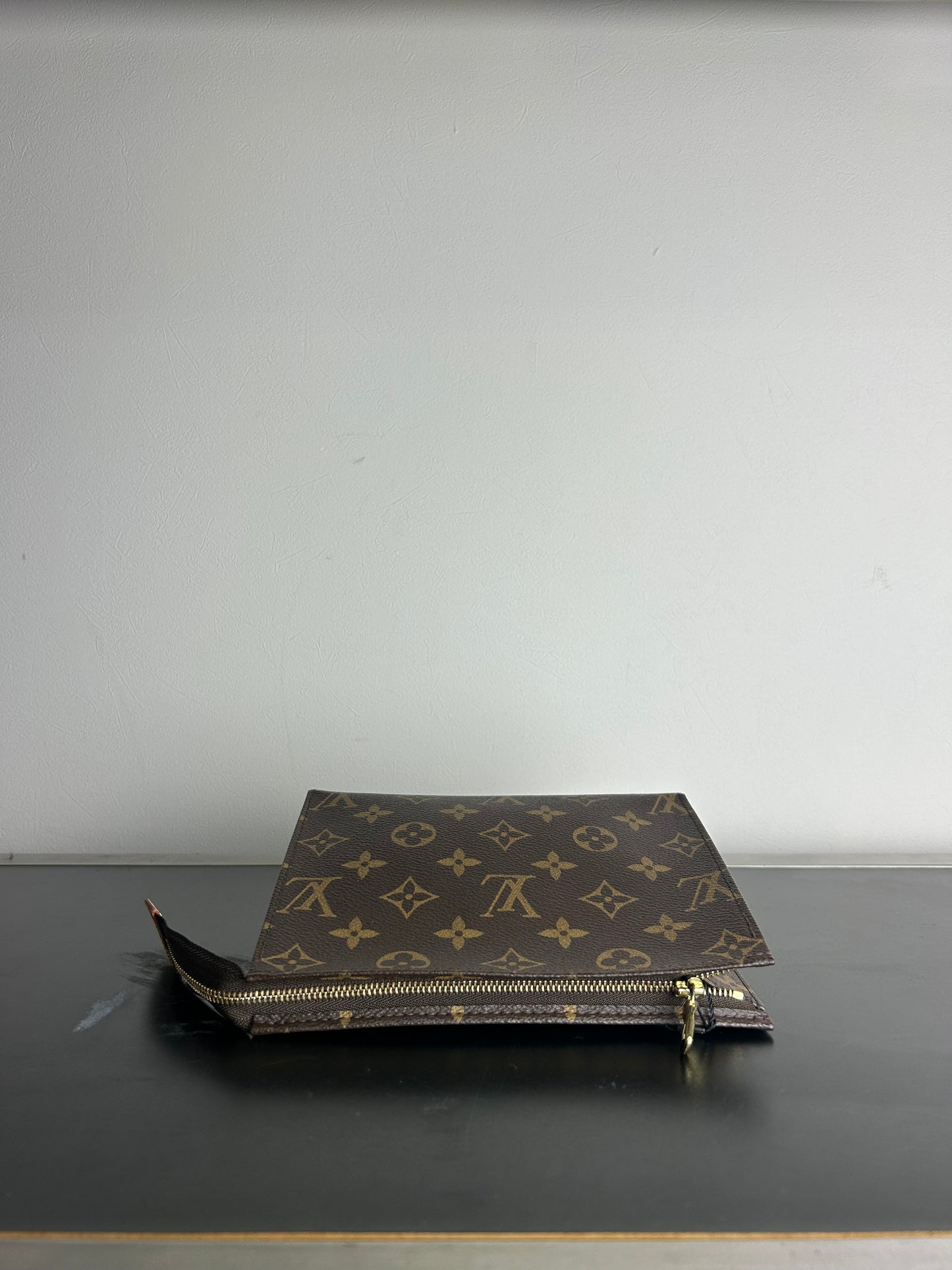 Louis Vuitton Monogram Pochette Voyage MM