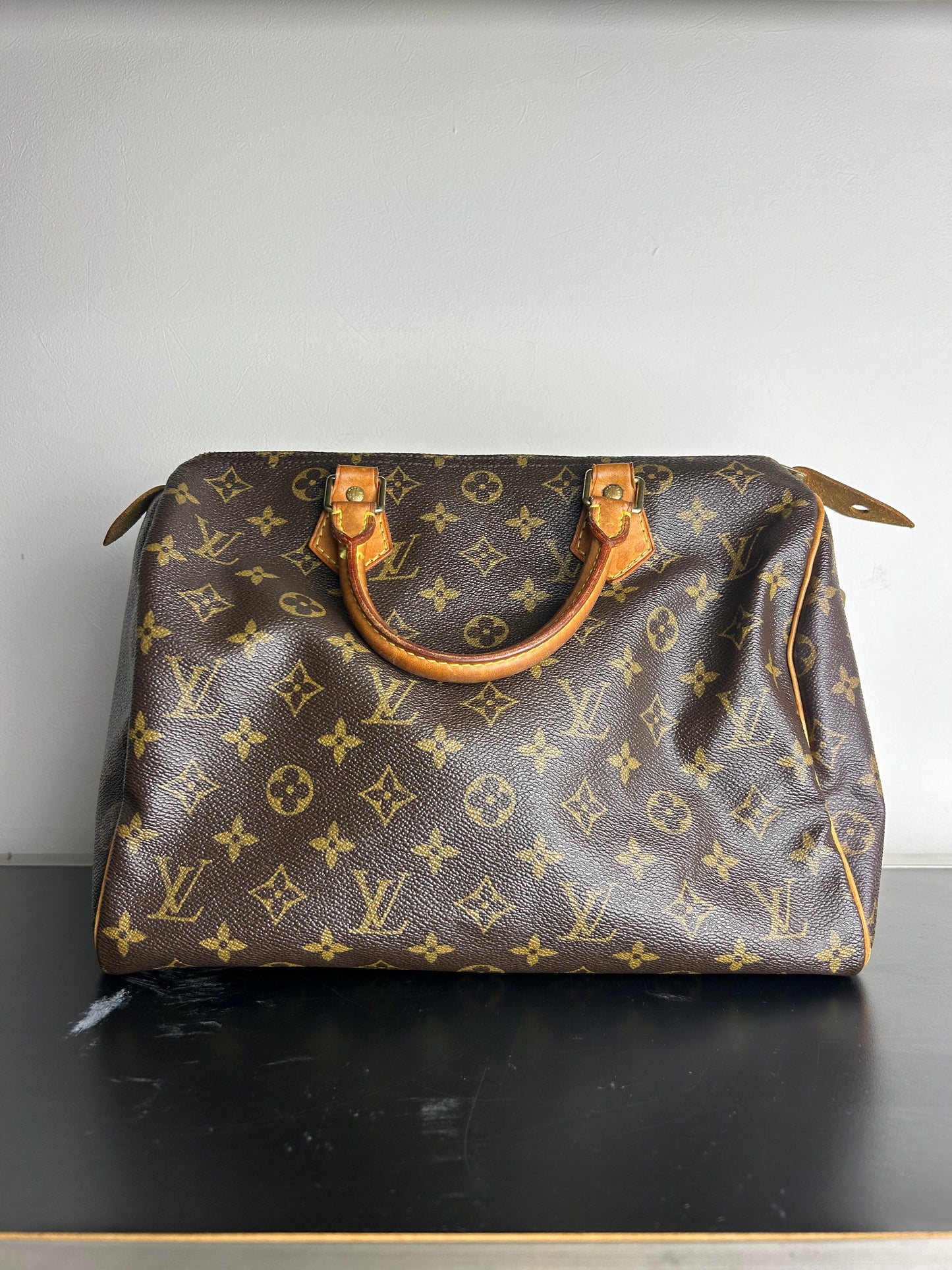 Louis Vuitton Monogram Speedy 30 handbag