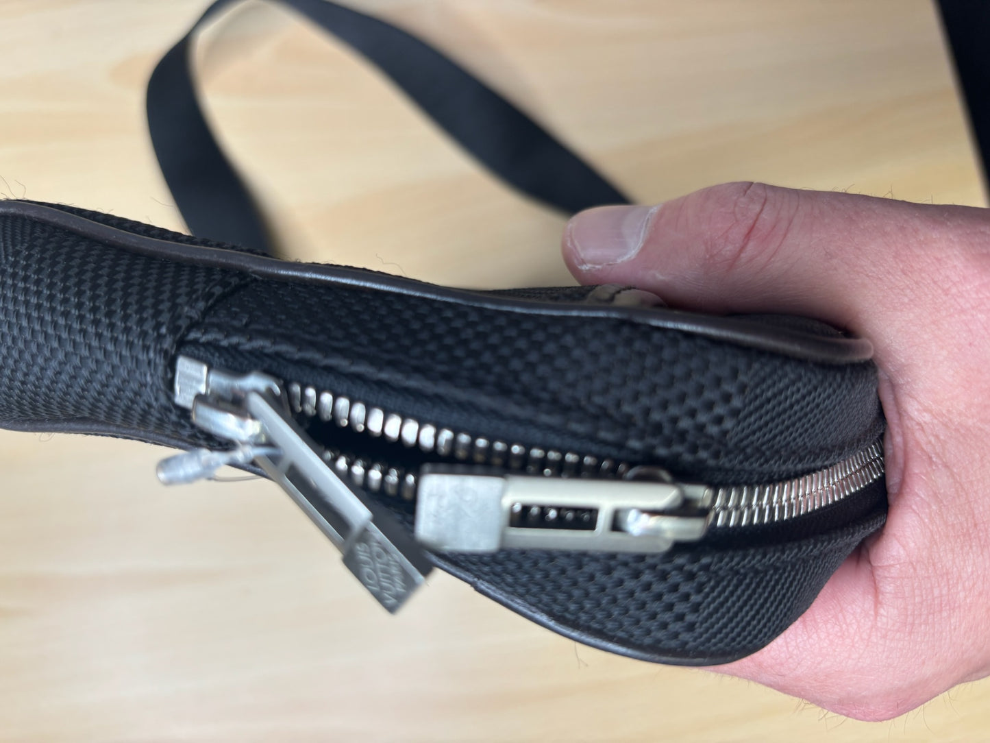 Louis Vuitton Damier Geant Acrobat K38