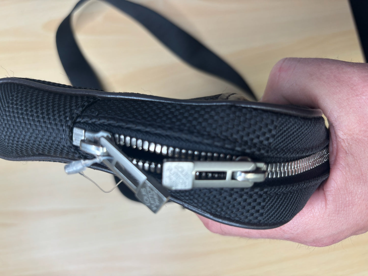 Louis Vuitton Damier Geant Acrobat K38