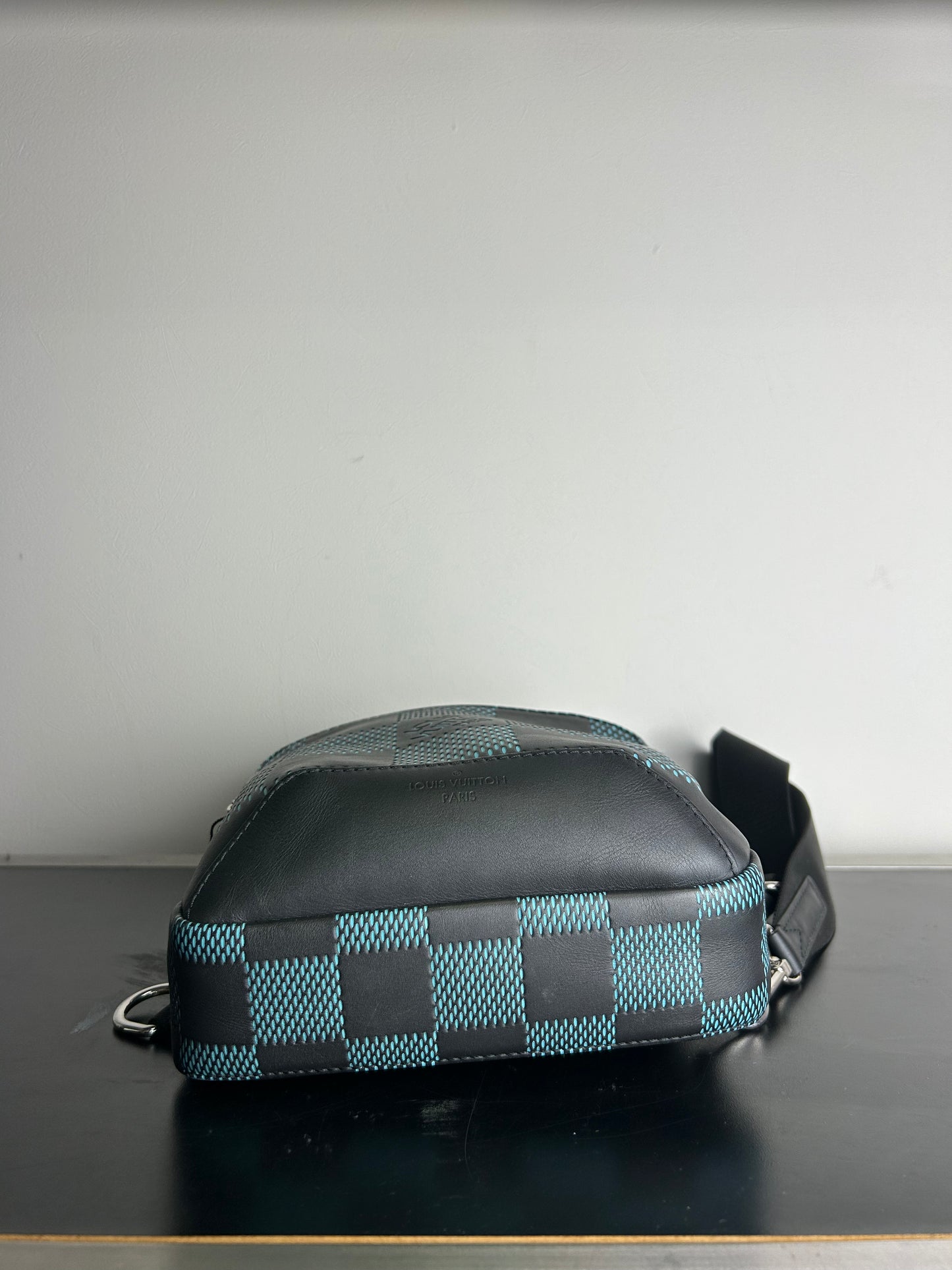 Louis Vuitton Damier Infini Avenue Sling Bag