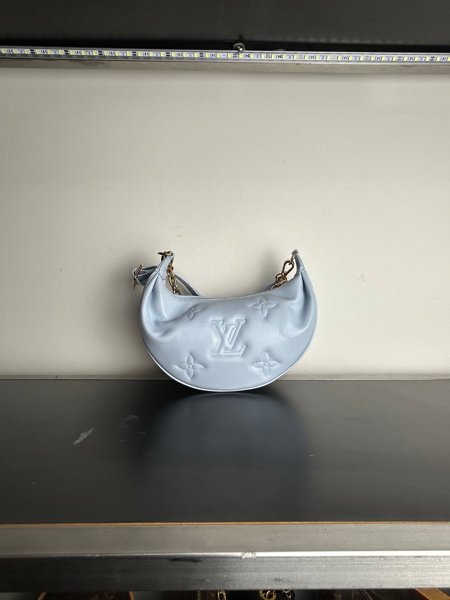 Louis Vuitton Loop shoulder bag