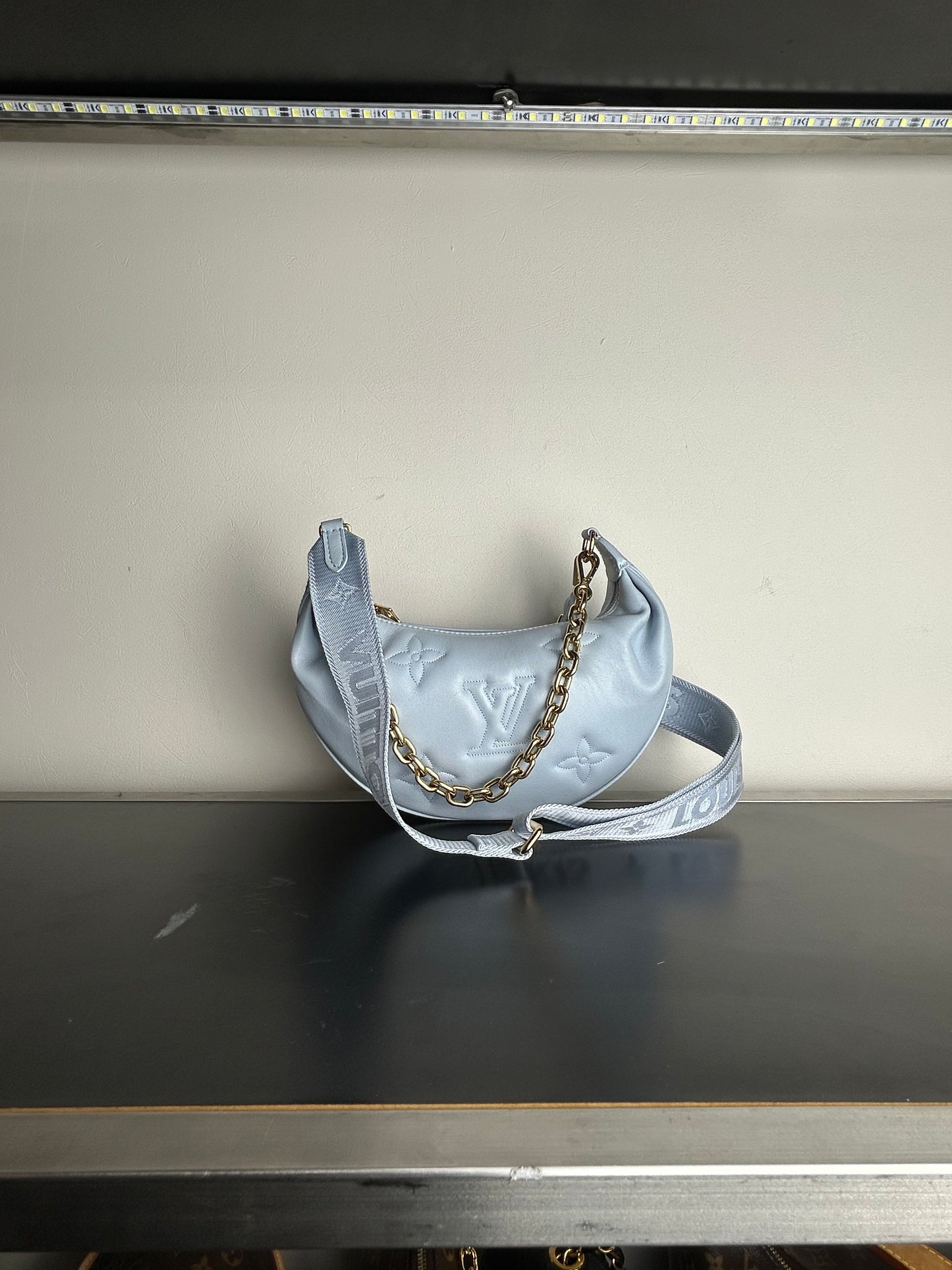 Louis Vuitton Loop shoulder bag