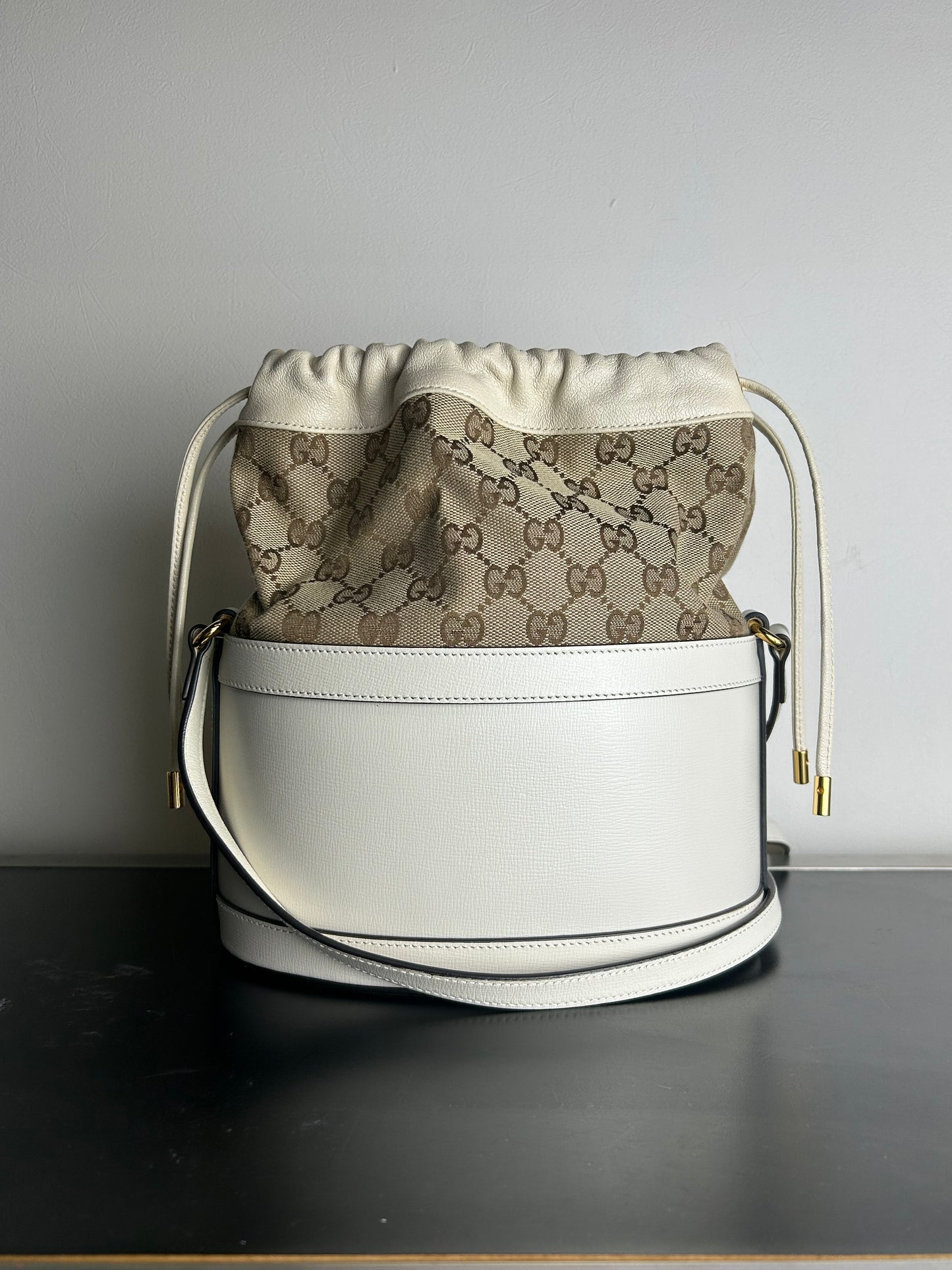 Gucci 1955 Horsebit GG Supreme canvas Bucket Bag