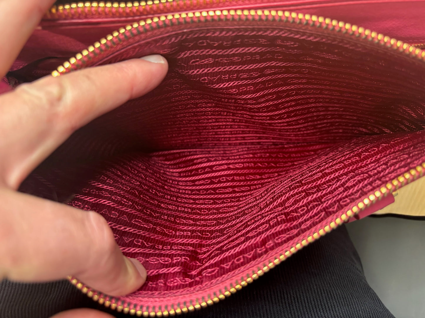 Prada Pebbled Leather Handbag Pink K51