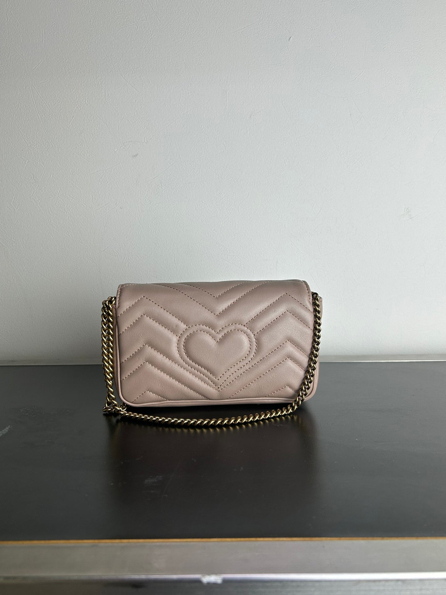 Gucci GG Marmont Super Mini shoulder bag