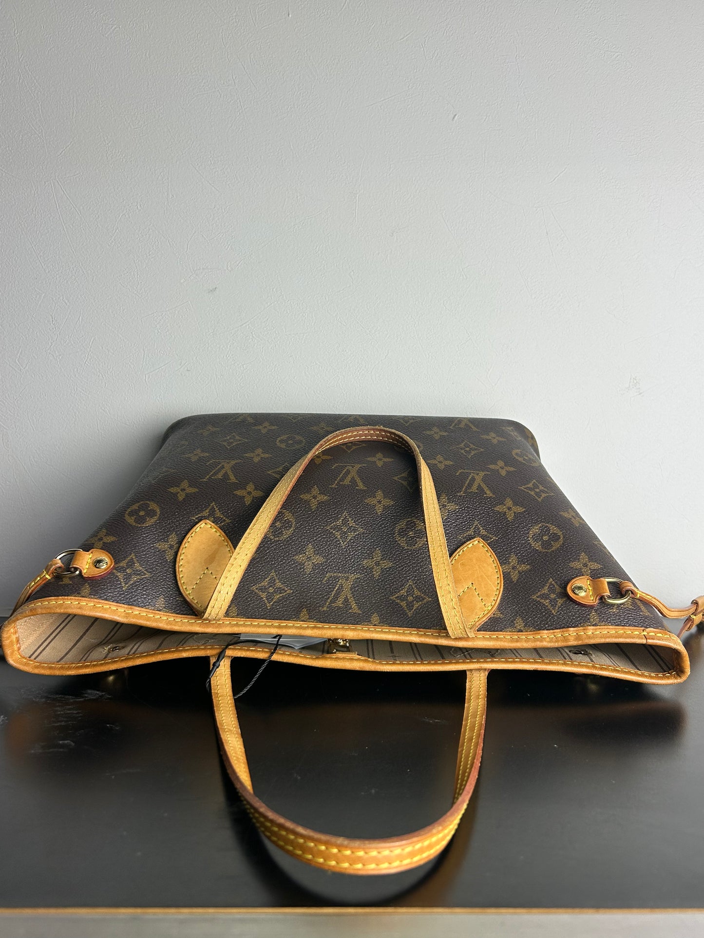 Louis Vuitton Monogram Neverfull PM tote bag