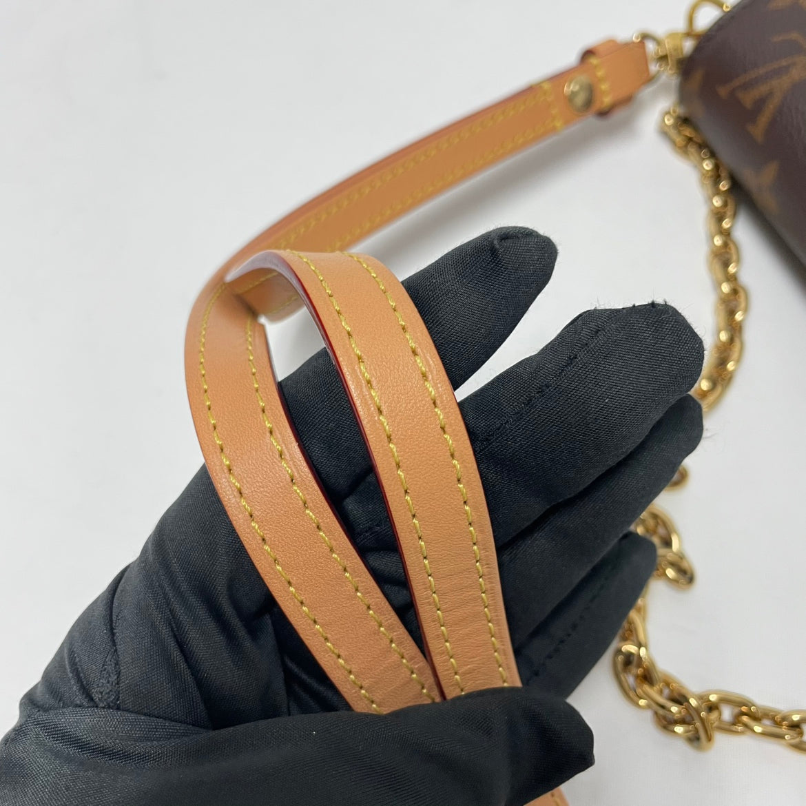 Louis Vuitton Brown PVC Monogram Wallet On Chain Ivy ONE Shoulder Bag M81911 (V012140421H)