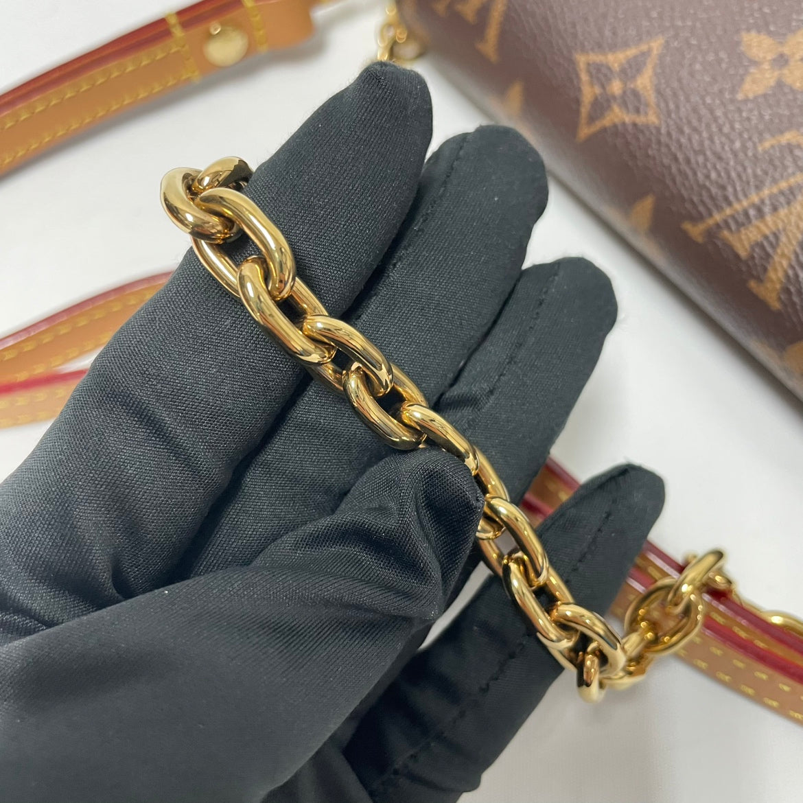 Louis Vuitton Brown PVC Monogram Wallet On Chain Ivy ONE Shoulder Bag M81911 (V012140421H)