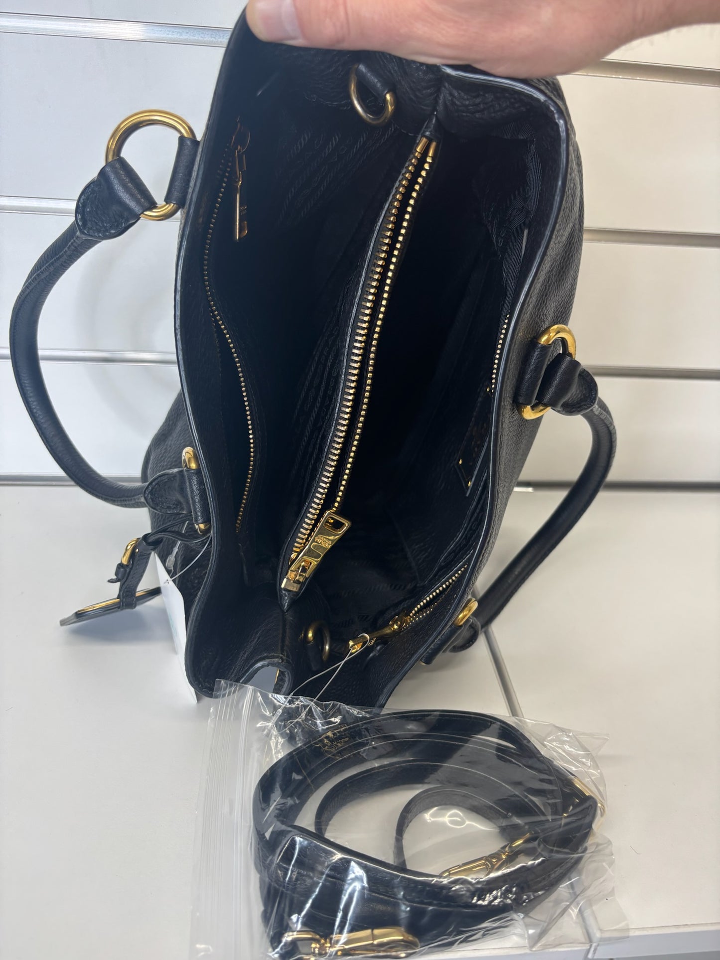 Prada Vitello Daino Tote Bag Black K66