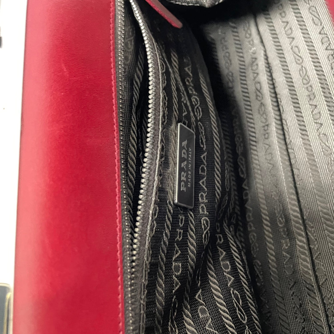 Prada Red Leather Vitello Shine Doctor ONE Tote Bag BN0501