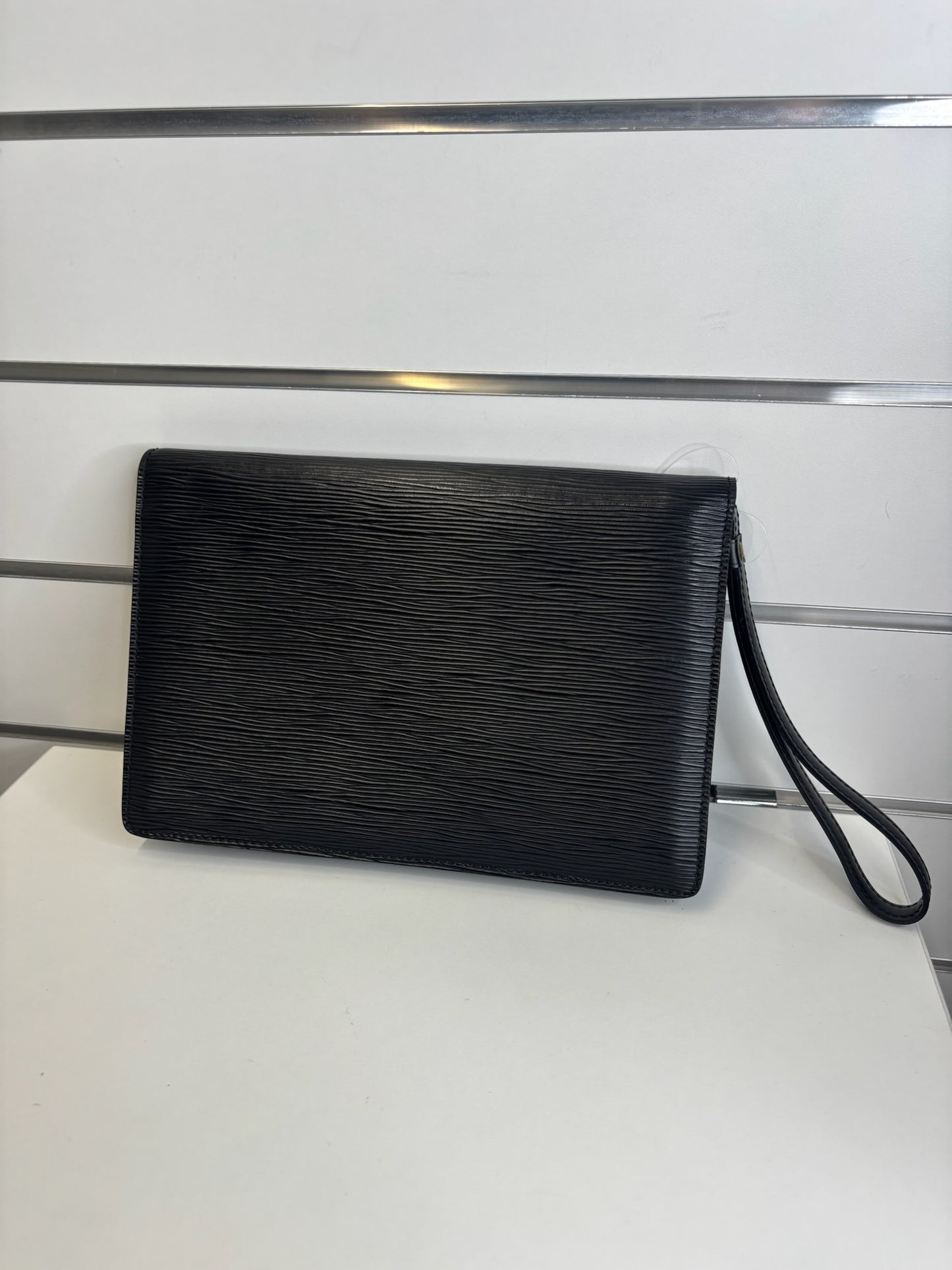 Louis Vuitton Pochette Sellier Dragonne Epi Clutch Noir K71