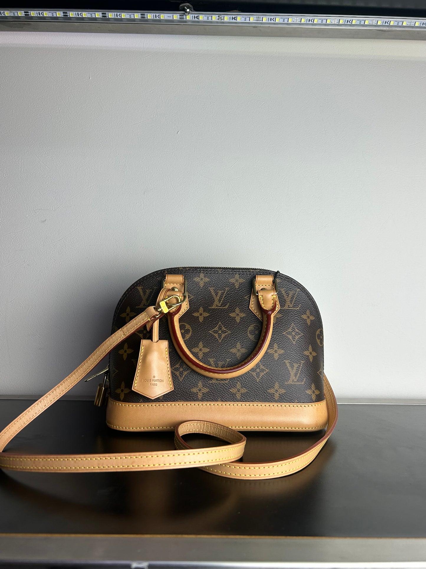 Louis Vuitton Monogram Alma BB