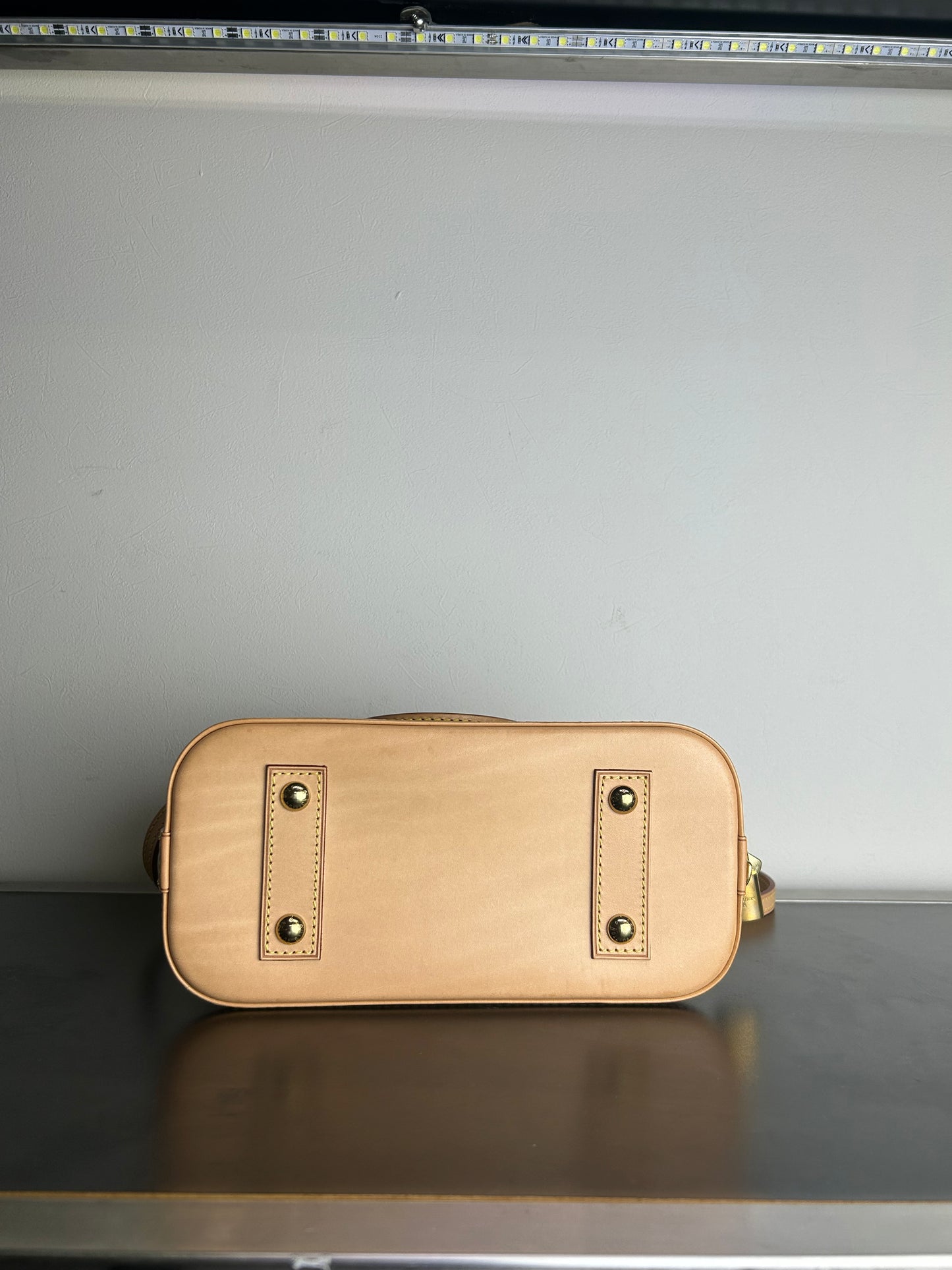 Louis Vuitton Monogram Alma BB