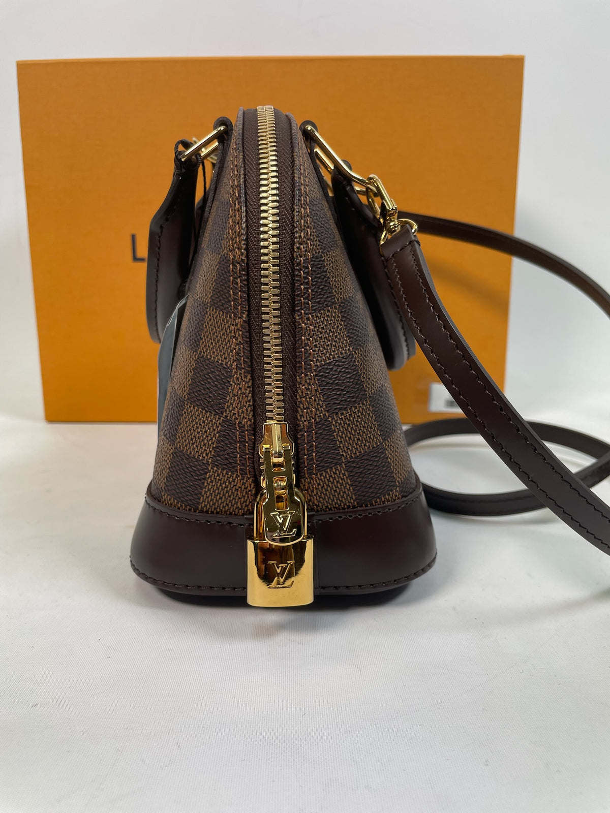 M0707-20 Louis Vuitton Alma BB in Damier Ebene Canvas