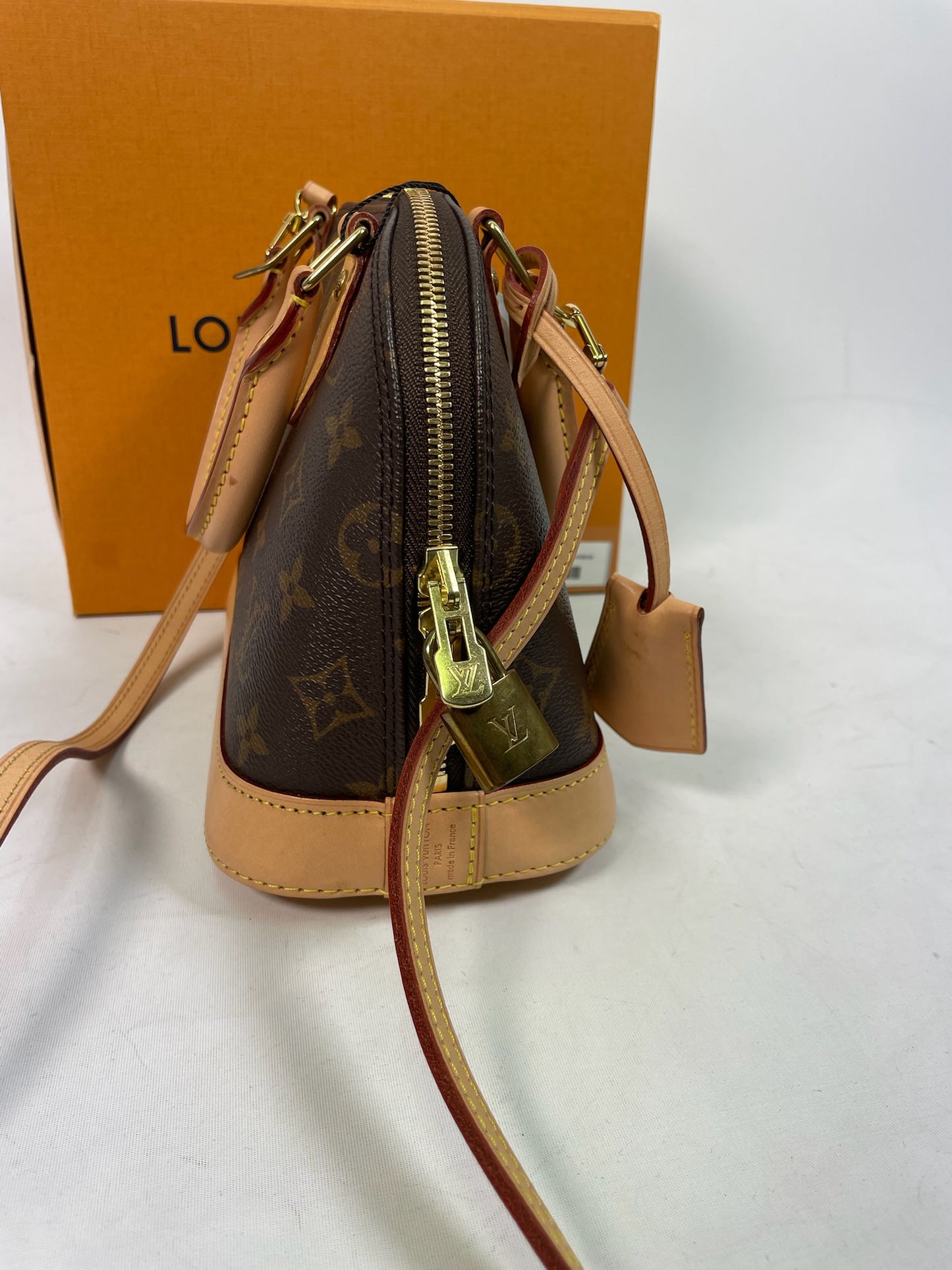M0707-59 Louis Vuitton Alma BB in Monogram Canvas