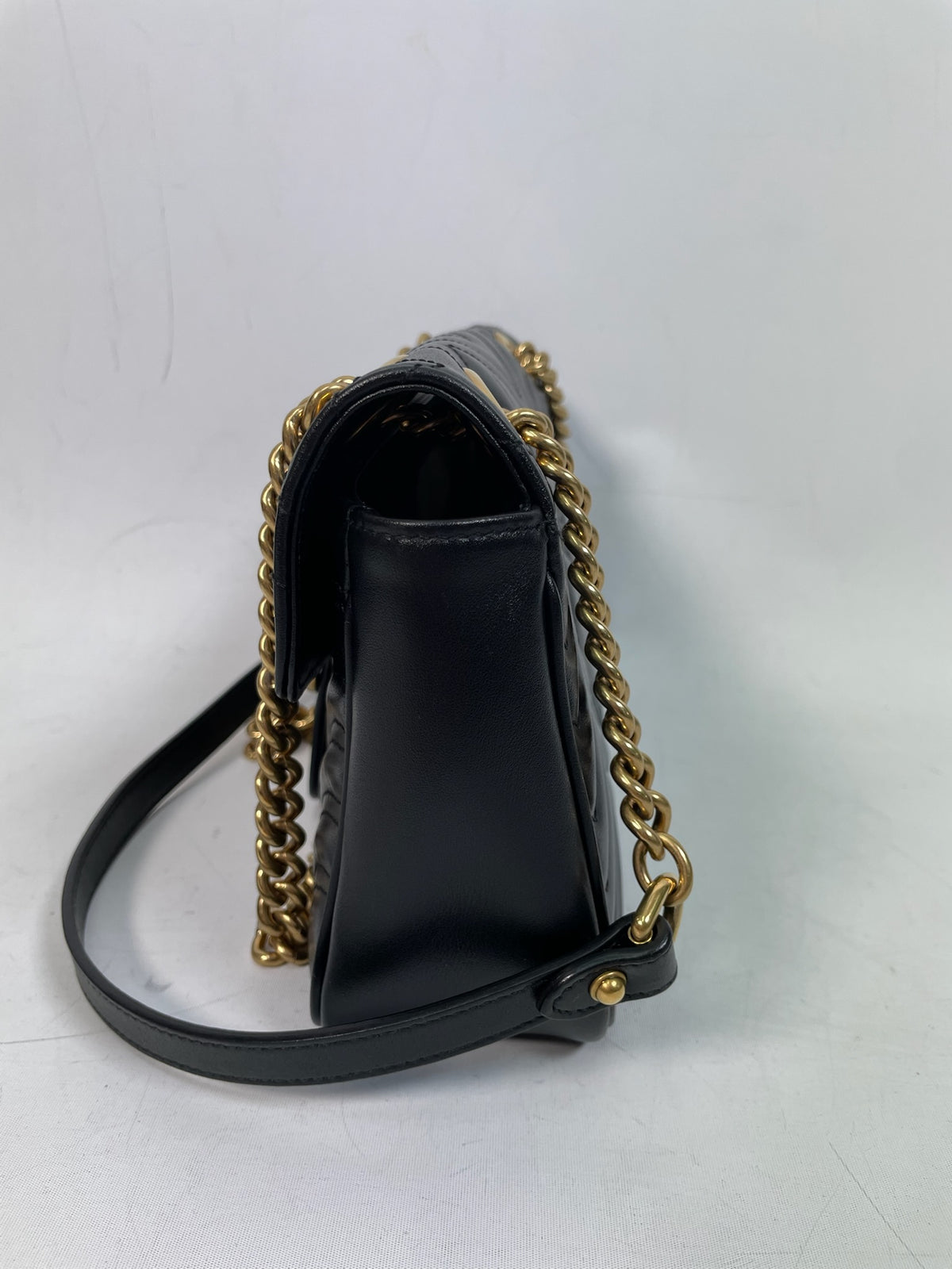 M0707-68 Gucci GG Marmont Shoulder Bag in Black