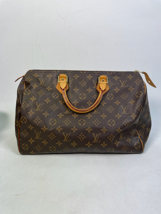 M0707-73 Louis Vuitton Speedy 35 Handbag in Monogram Canvas AA2087