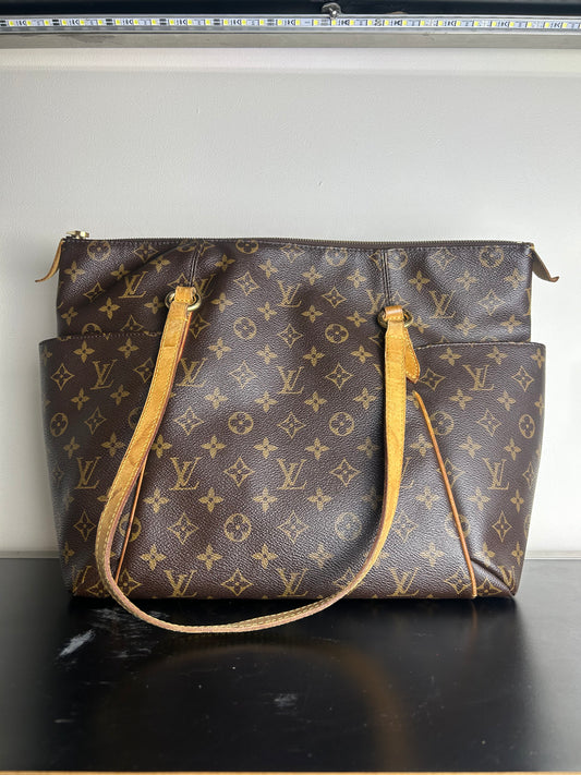 Louis Vuitton Monogram Totally PM