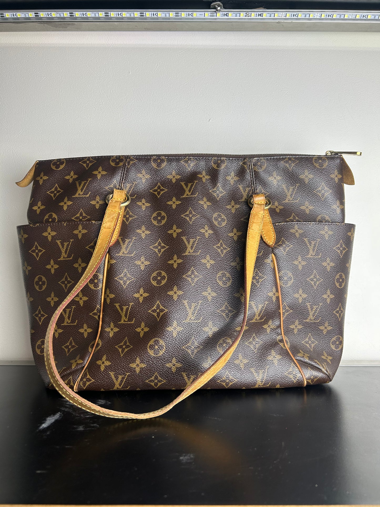 Louis Vuitton Monogram Totally PM