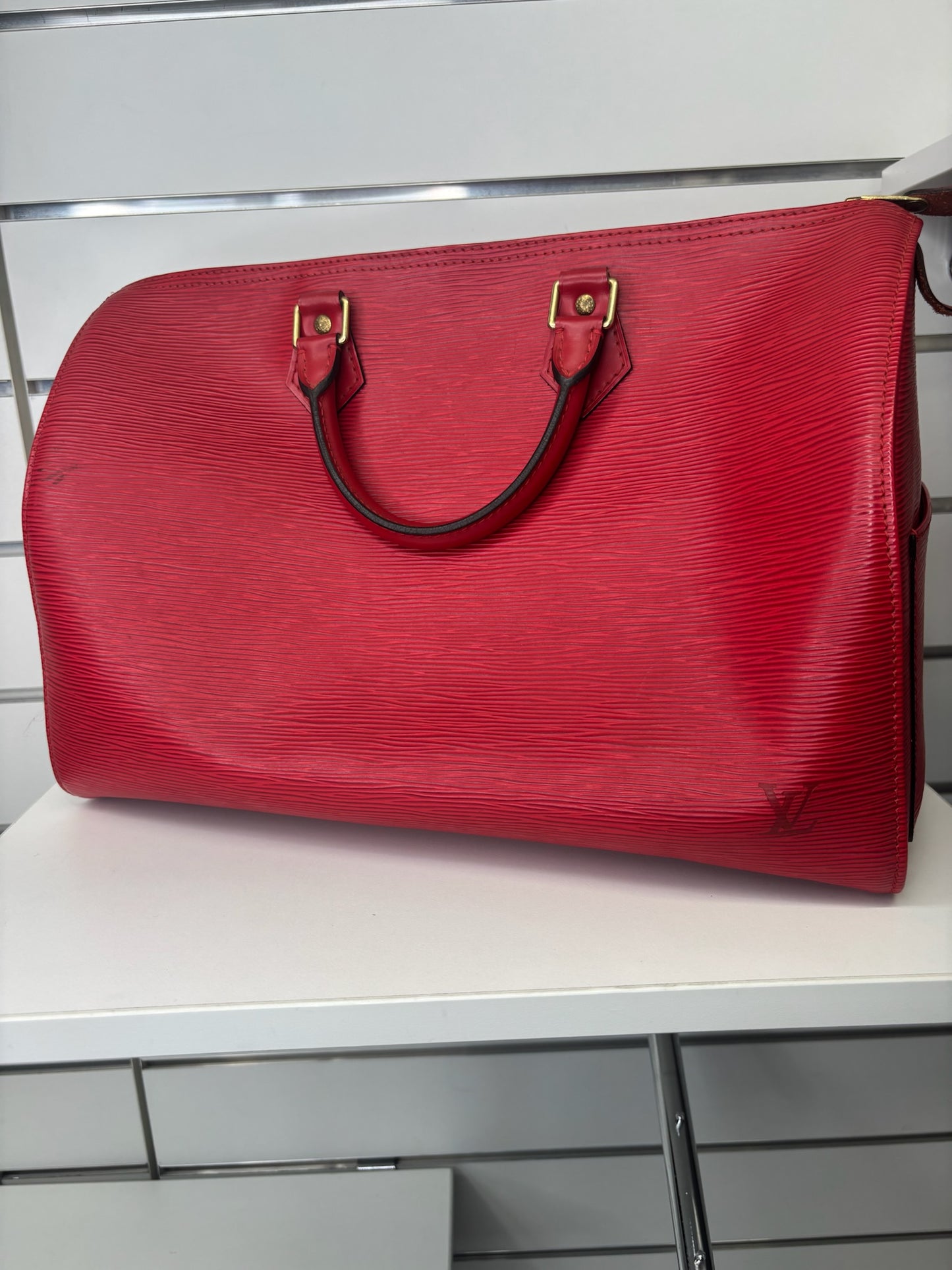 Louis Vuitton Speedy 35 Epi KY20