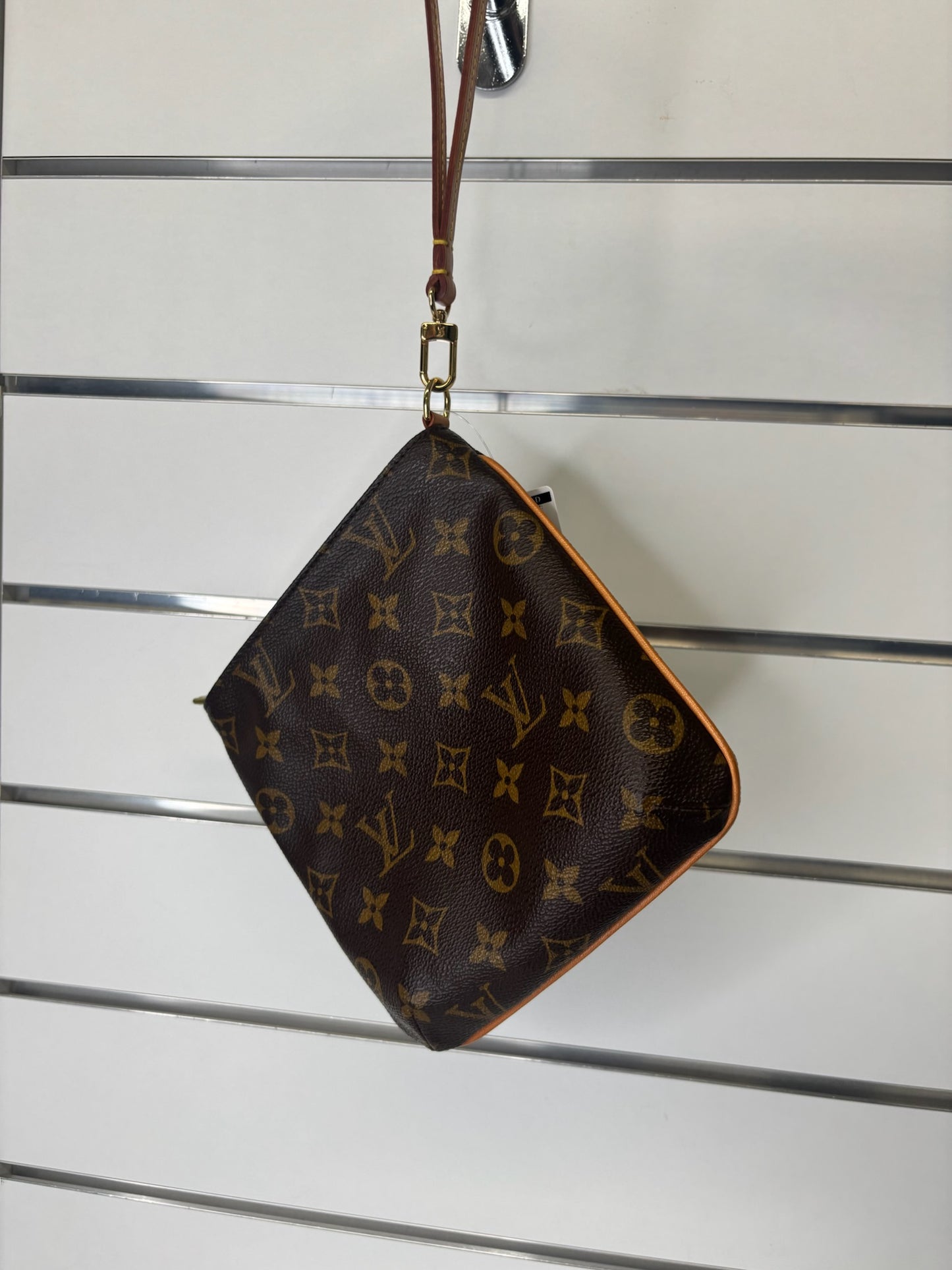 Louis Vuitton Partition Wristlet KY31