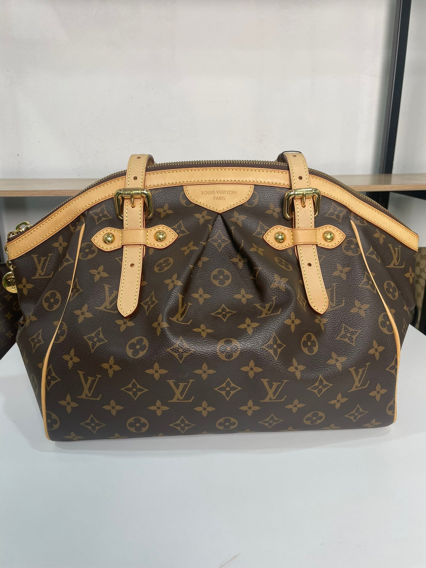M0707-78 Louis Vuitton Tivoli GM MB0162