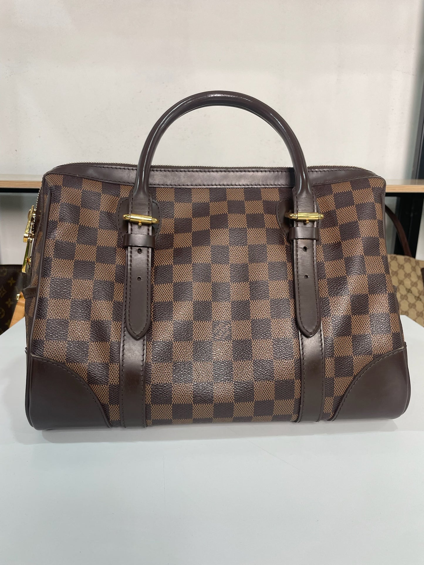 M0707-80 Louis Vuitton Berkeley in Damier Ebene