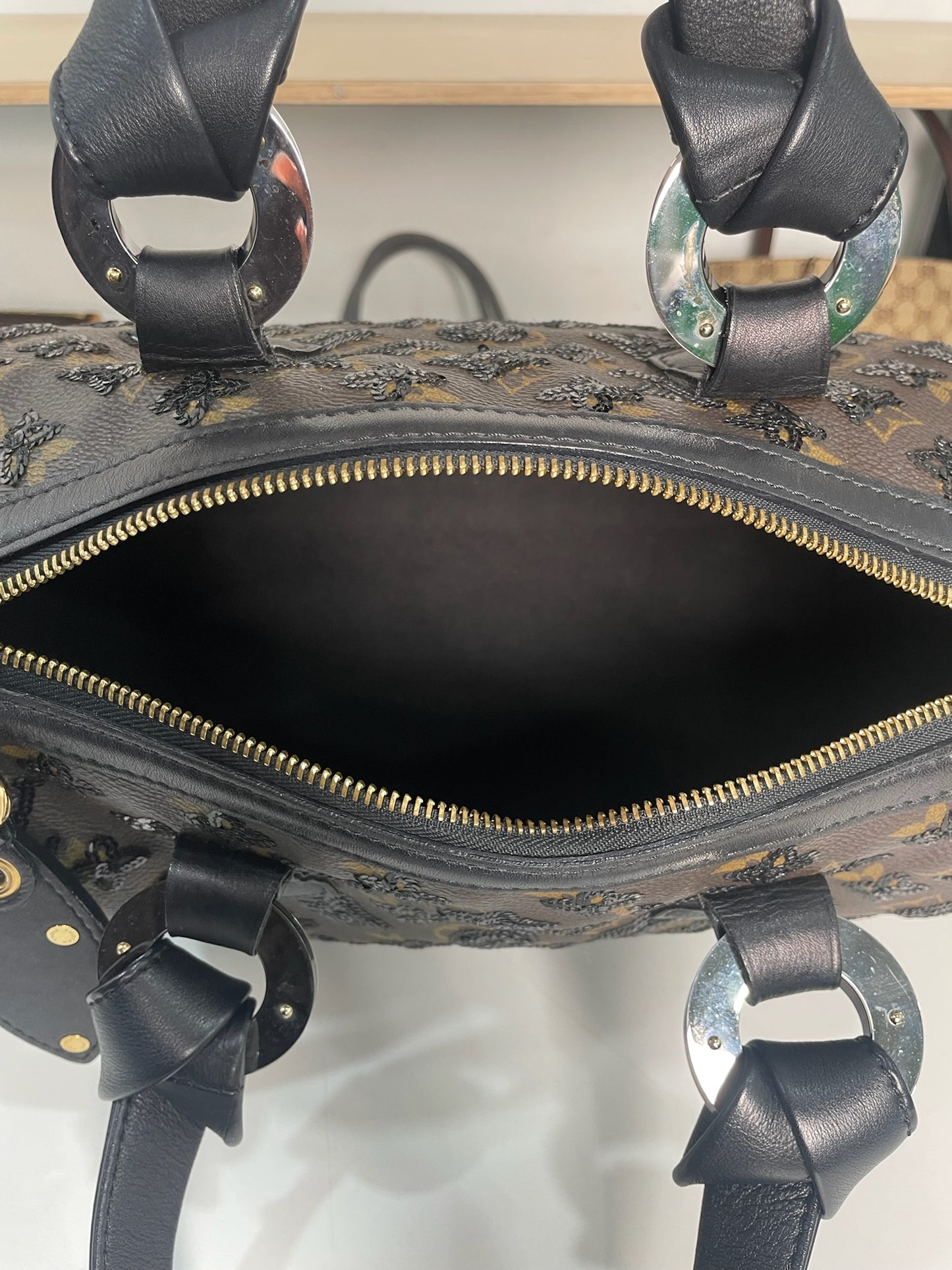 M0707-81 Louis Vuitton Monogram Eclipse Speedy 30