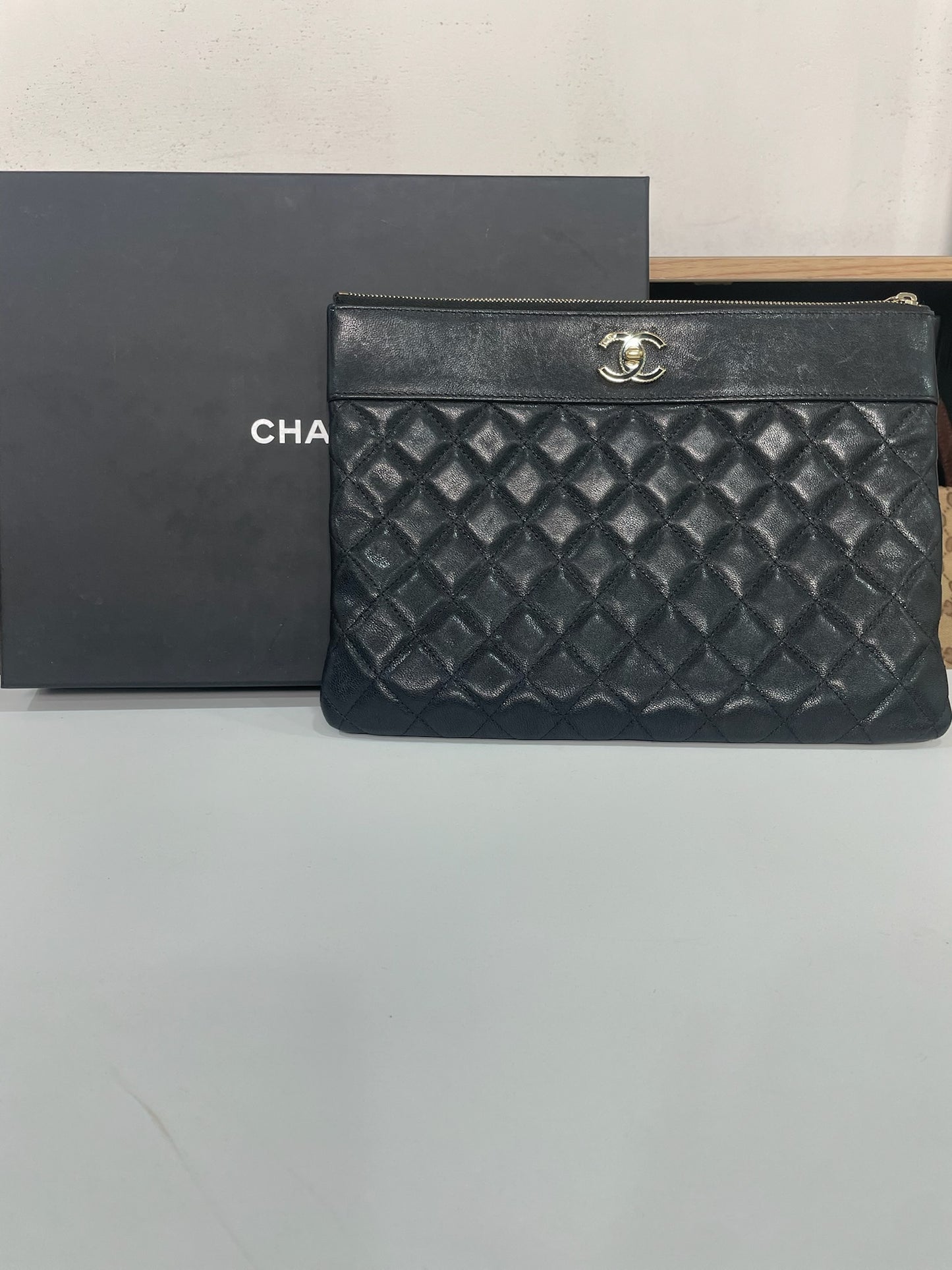 M0707-88 Chanel Mademoiselle O-Case