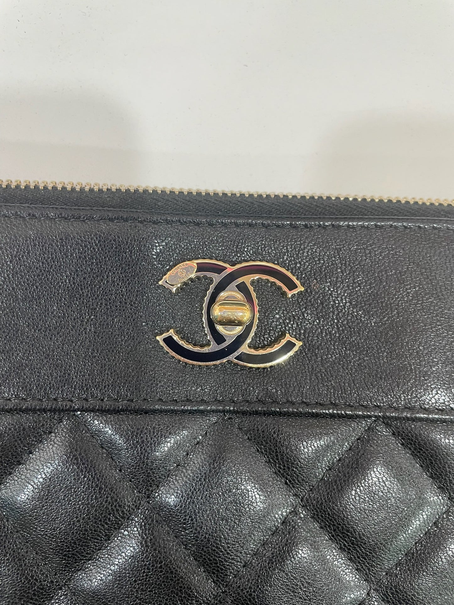 M0707-88 Chanel Mademoiselle O-Case