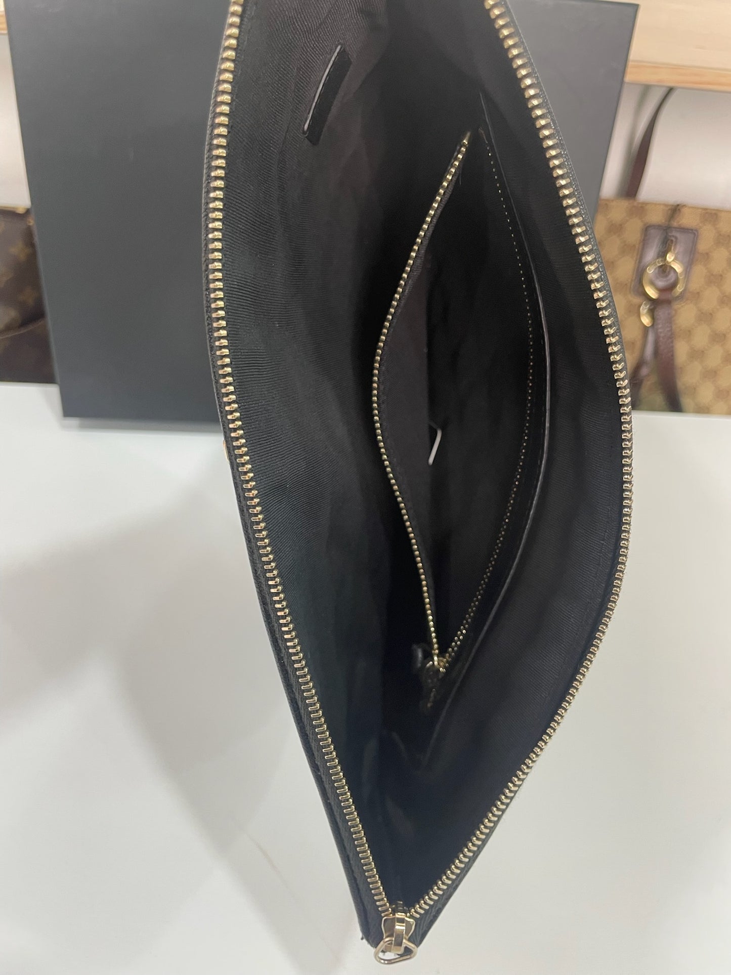 M0707-88 Chanel Mademoiselle O-Case