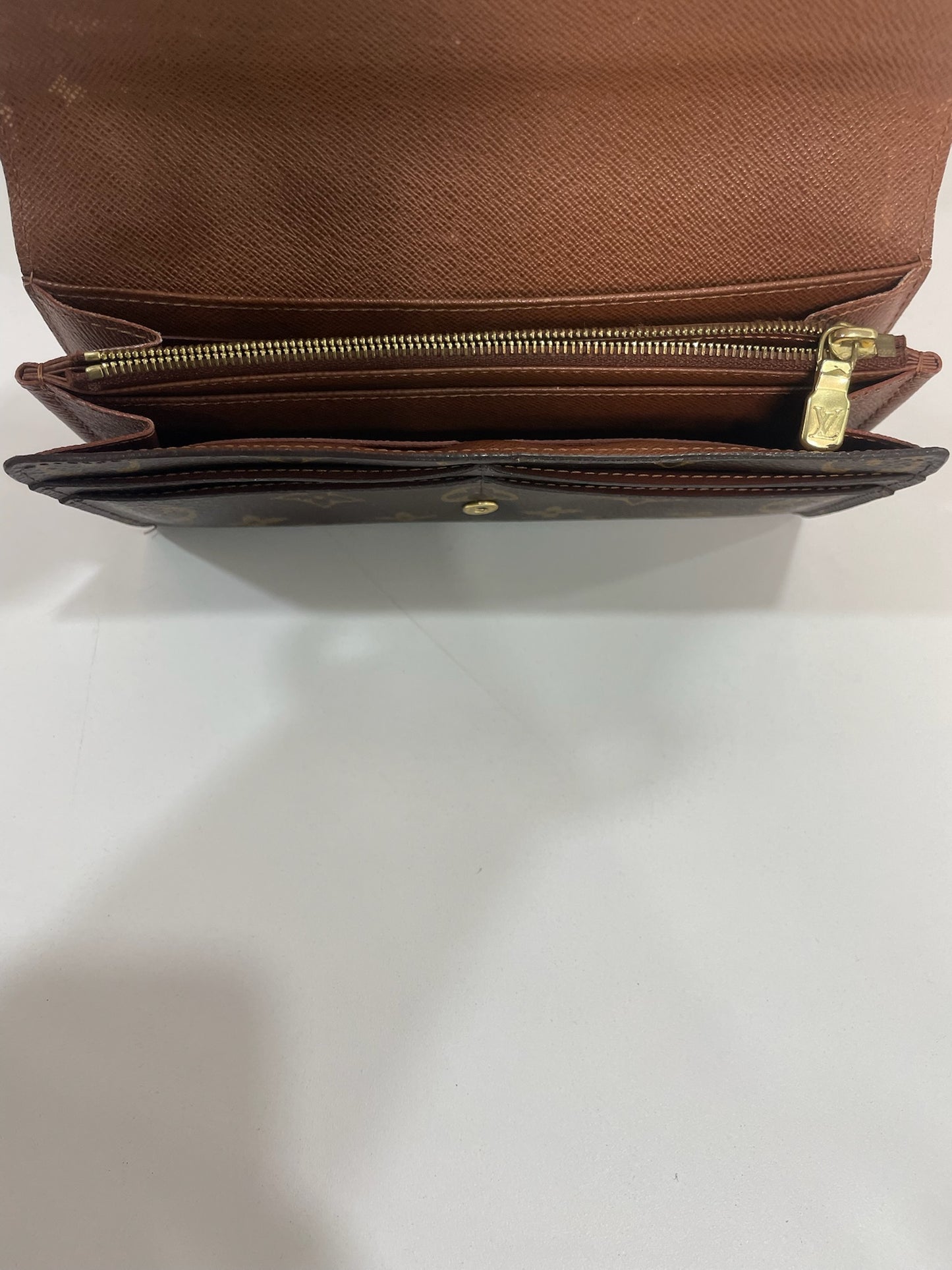 M0707-90 Louis Vuitton Sarah Wallet