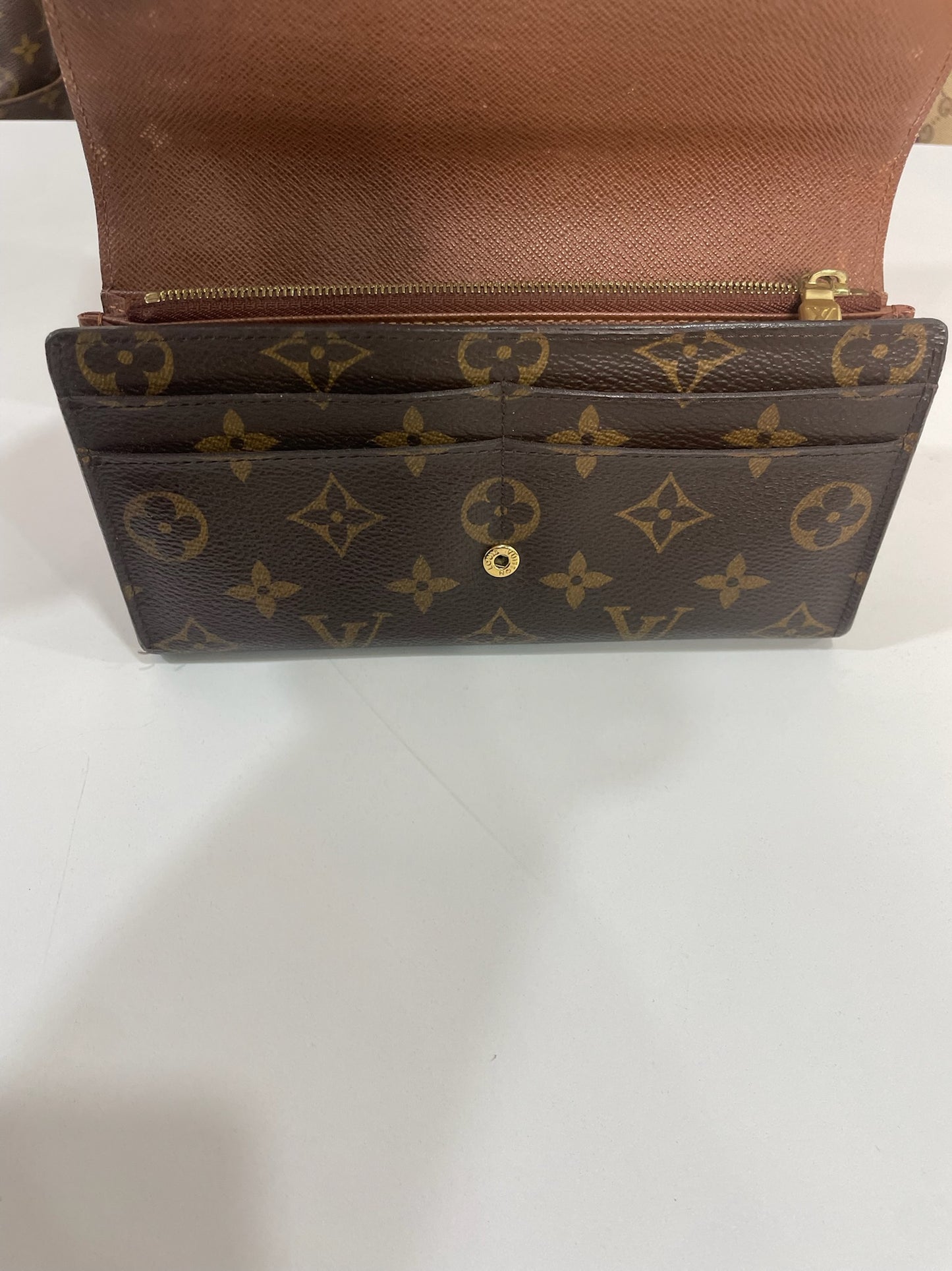 M0707-90 Louis Vuitton Sarah Wallet