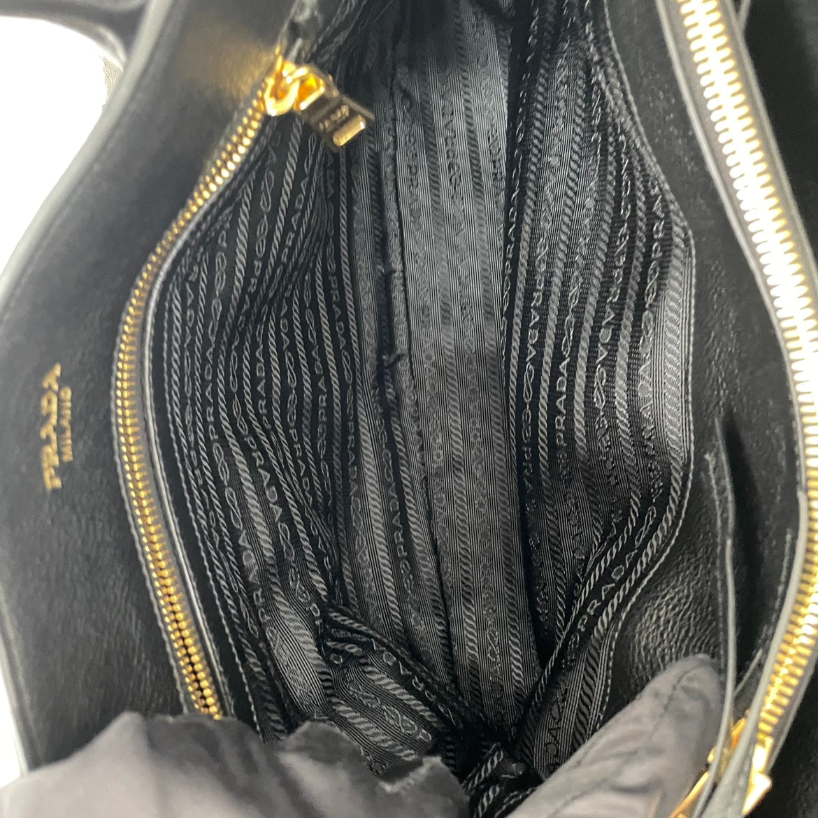 Prada Black Leather Soft Calf Gold-Tone Logo Vitello Daino ONE Shoulder Bag 1BA579