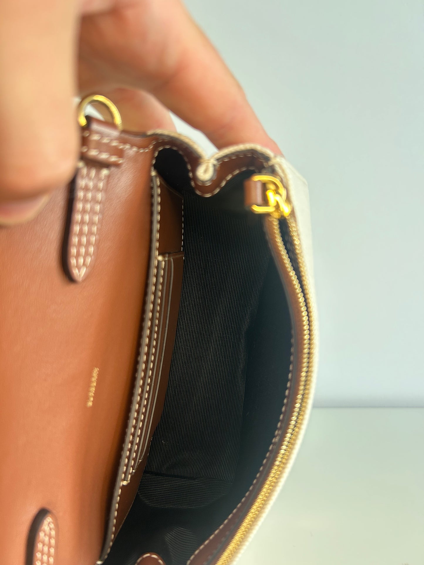 Burberry Horseferry Camera Small Crossbody Bag