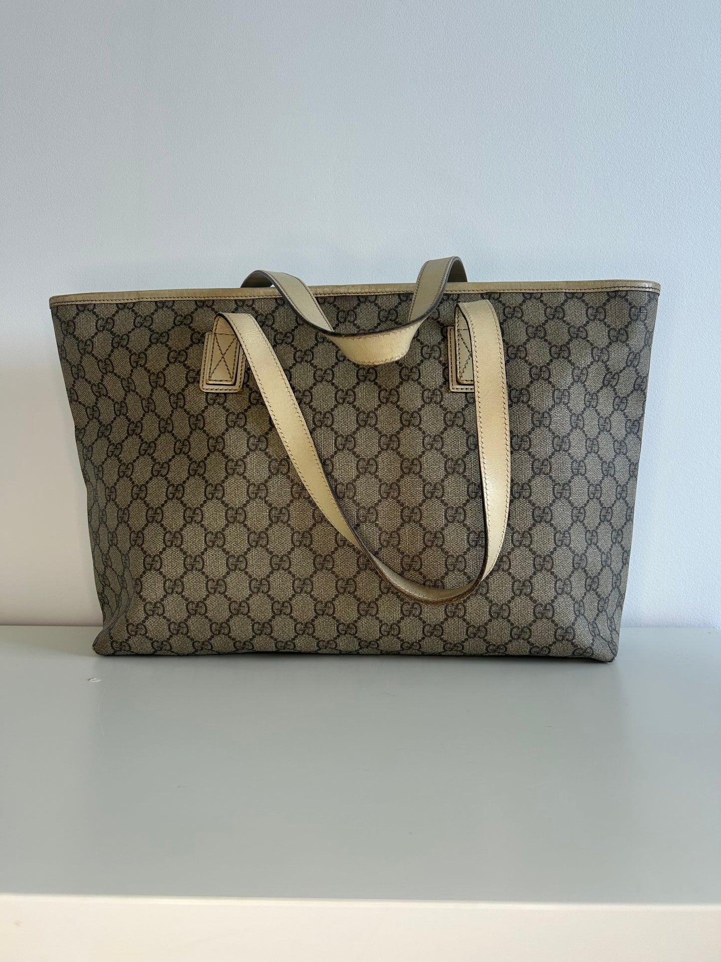 Gucci GG Shopper Shoulder Bag