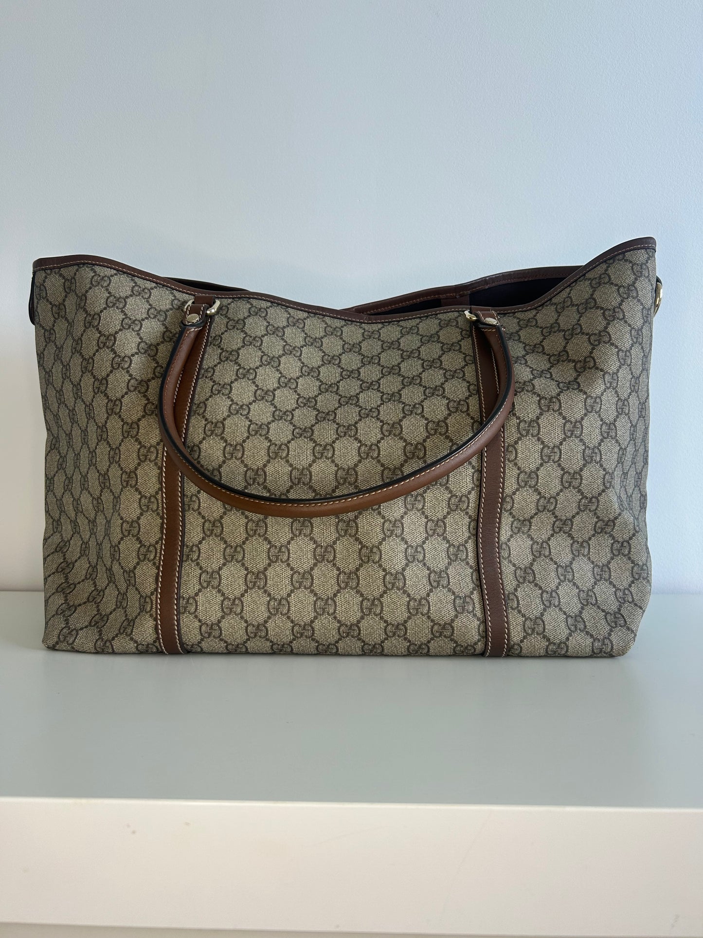 Gucci GG Shopper Shoulder Bag