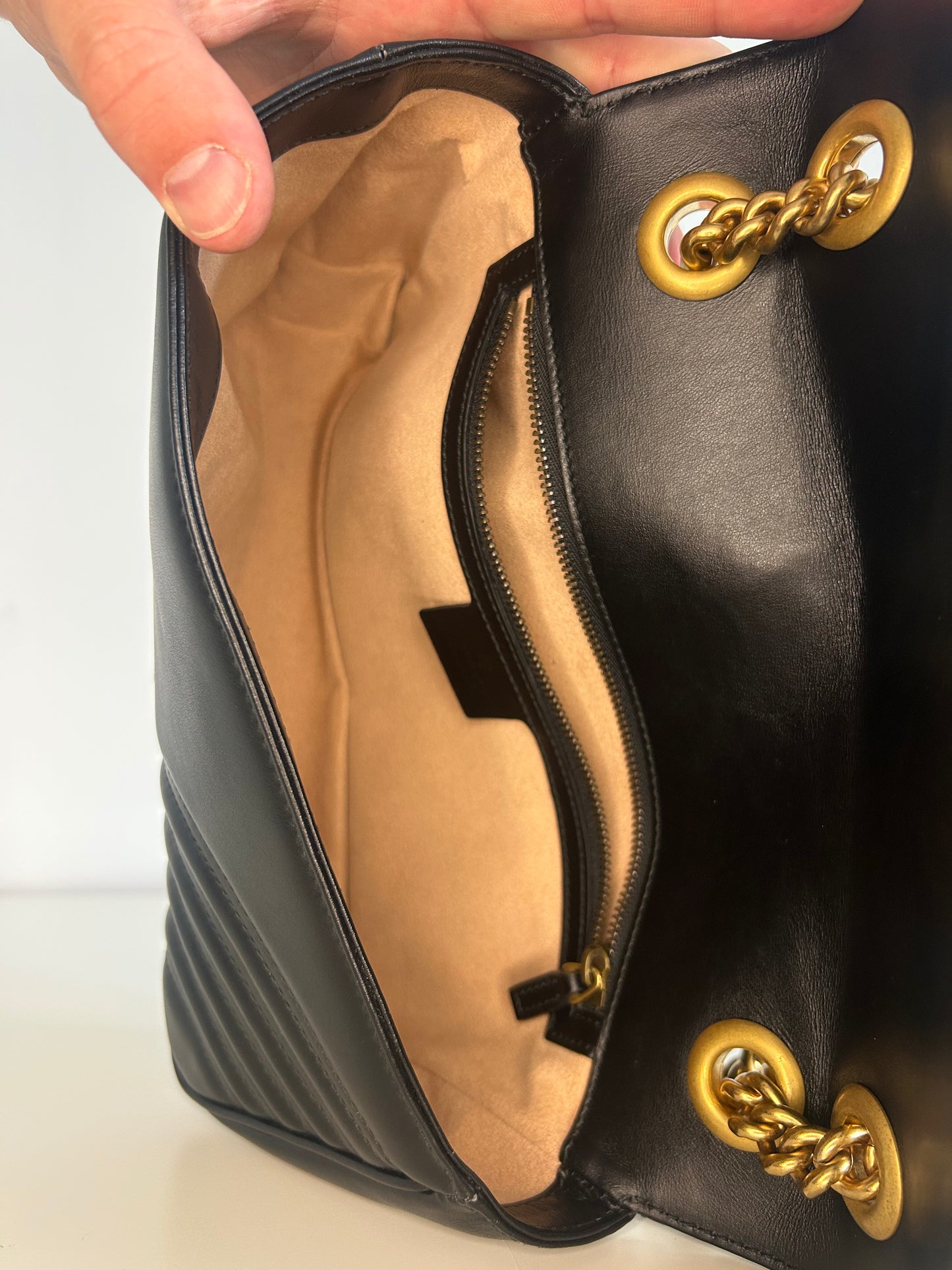 Gucci GG Marmont Small Shoulder Bag