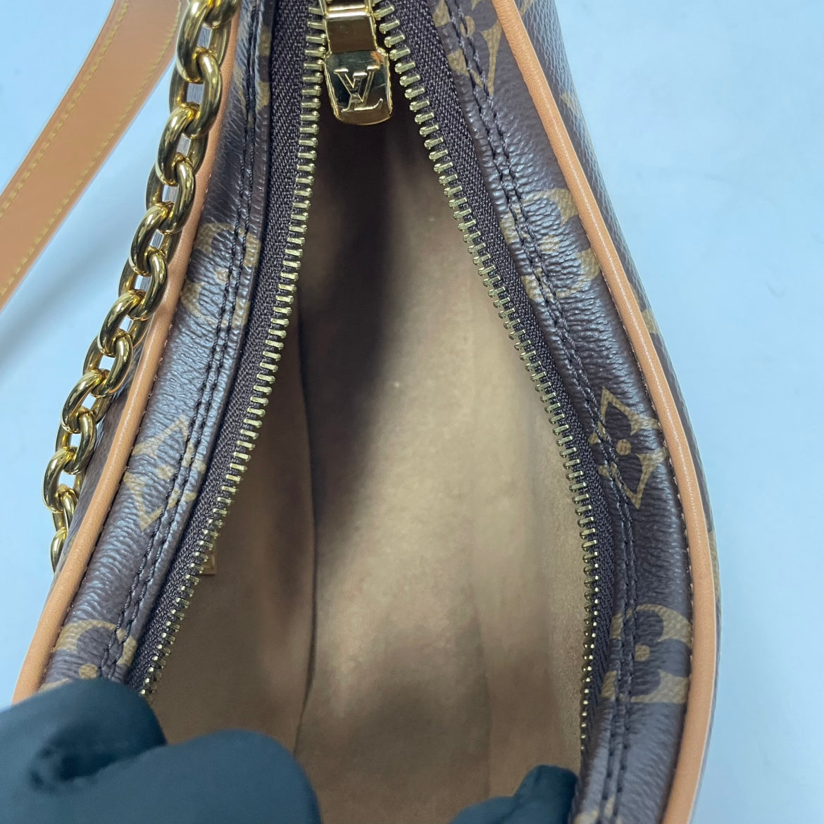 Louis Vuitton Brown PVC Monogram Loop Hobo ONE Shoulder Bag M81098 (VC12190428H)