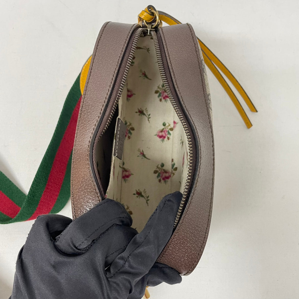 Gucci Brown PVC GG Supreme Canvas Neo Vintage Messenger ONE Crossbody Bag 476466