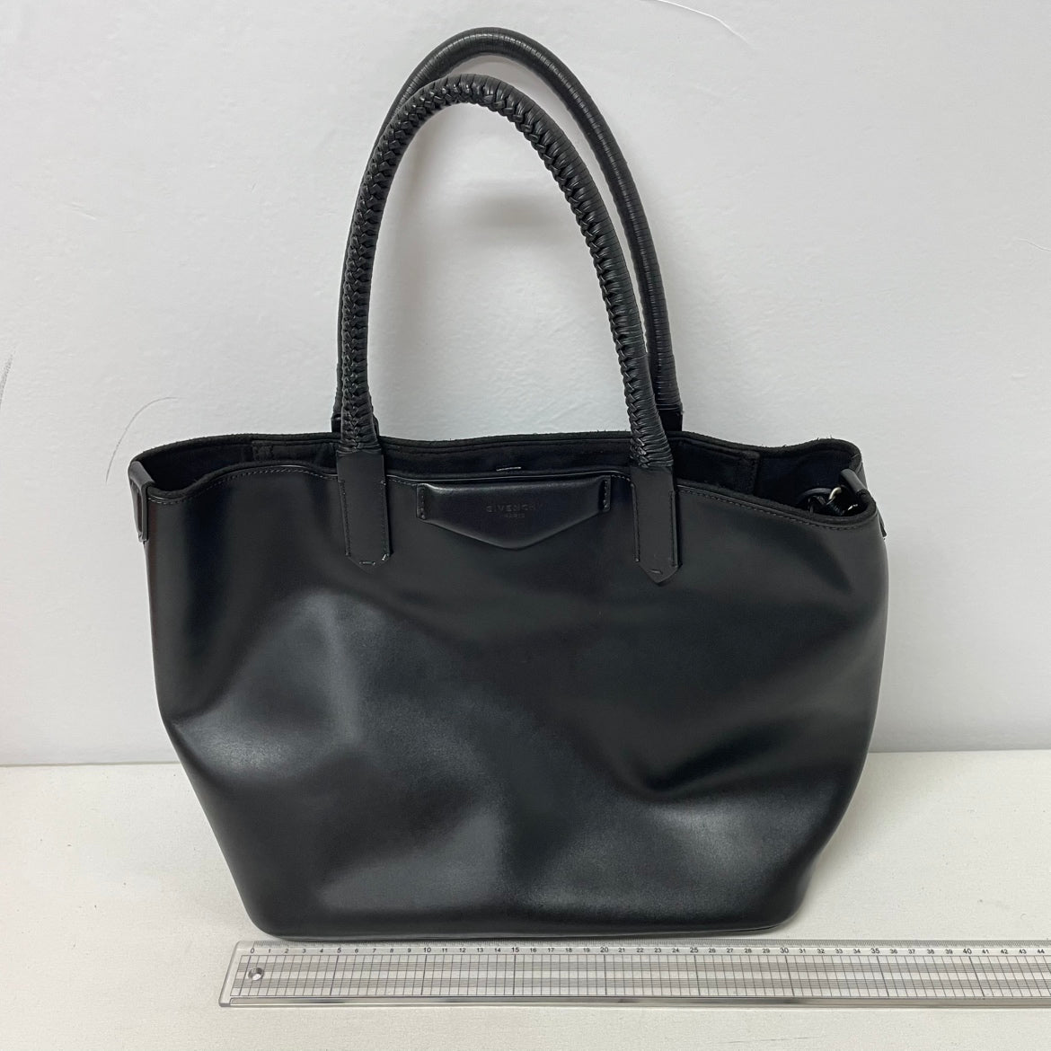 Givenchy Black Leather Antigona Woven Strap Medium Tote Bag 3CC0136