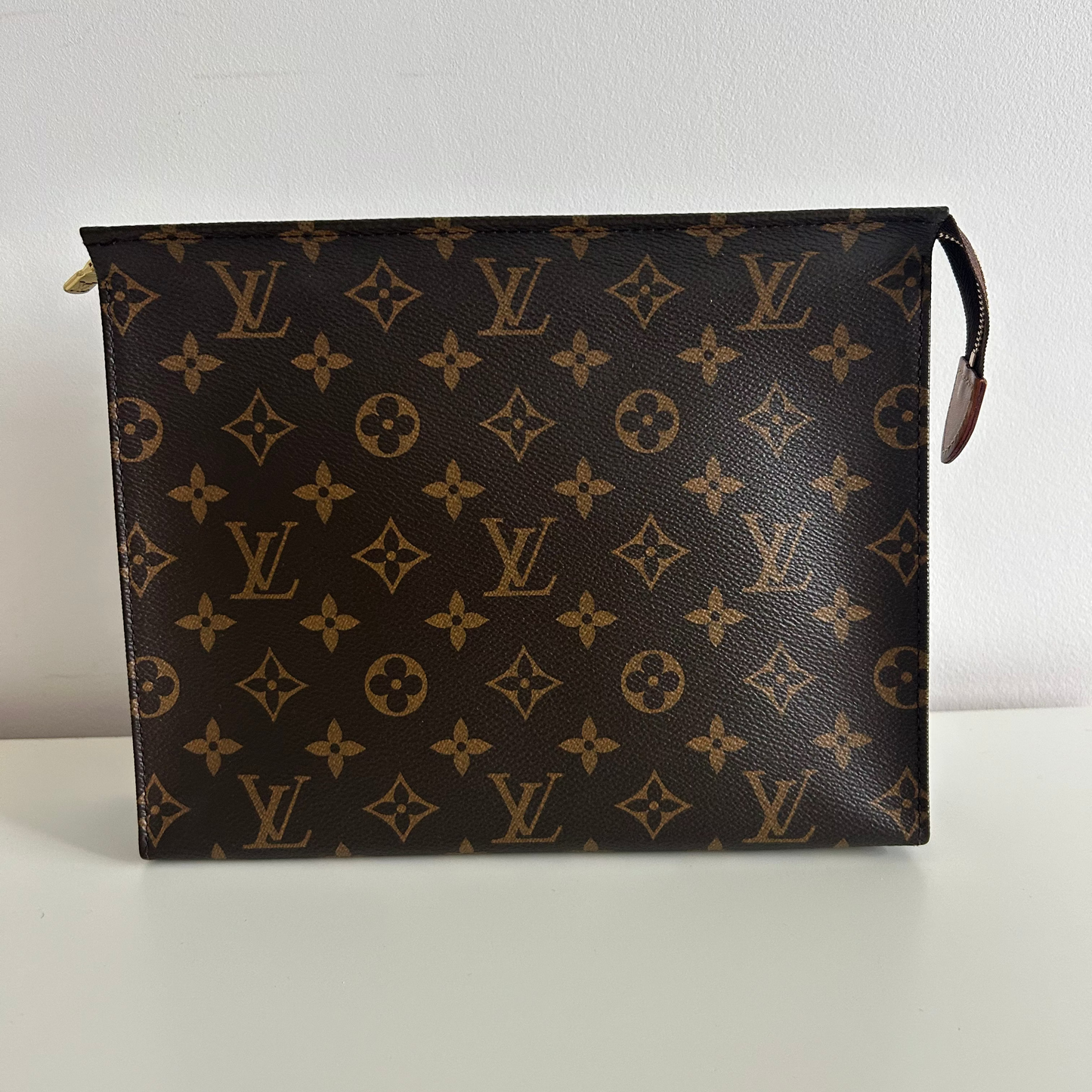 Louis Vuitton Monogram Poche Toilette 26